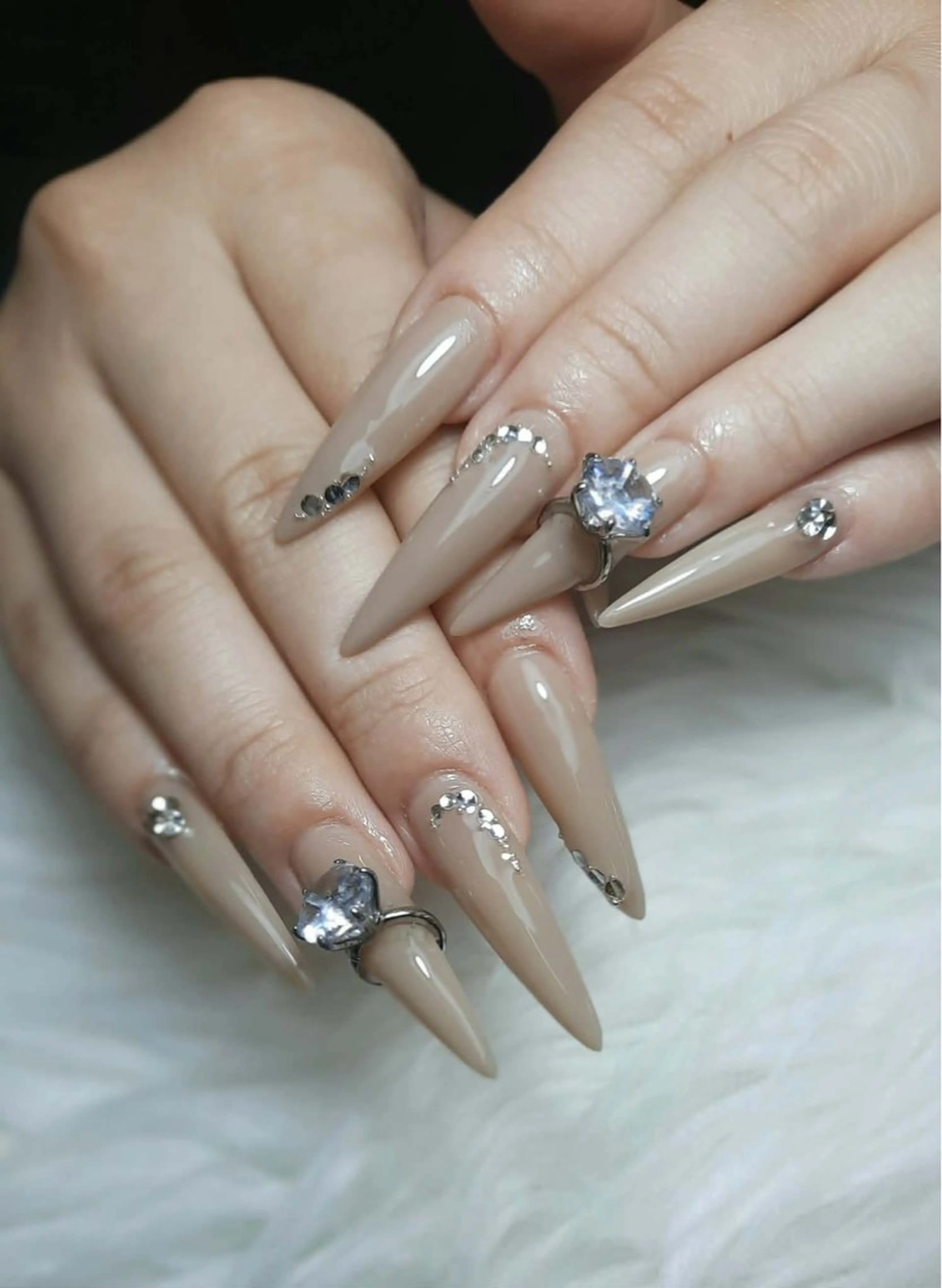 ネイル オーロラネイル チークネイル 長さ出し フレンチネイル ハロウィン ハンドネイル Lumi Nail 新大久保3‘のネイルデザイン