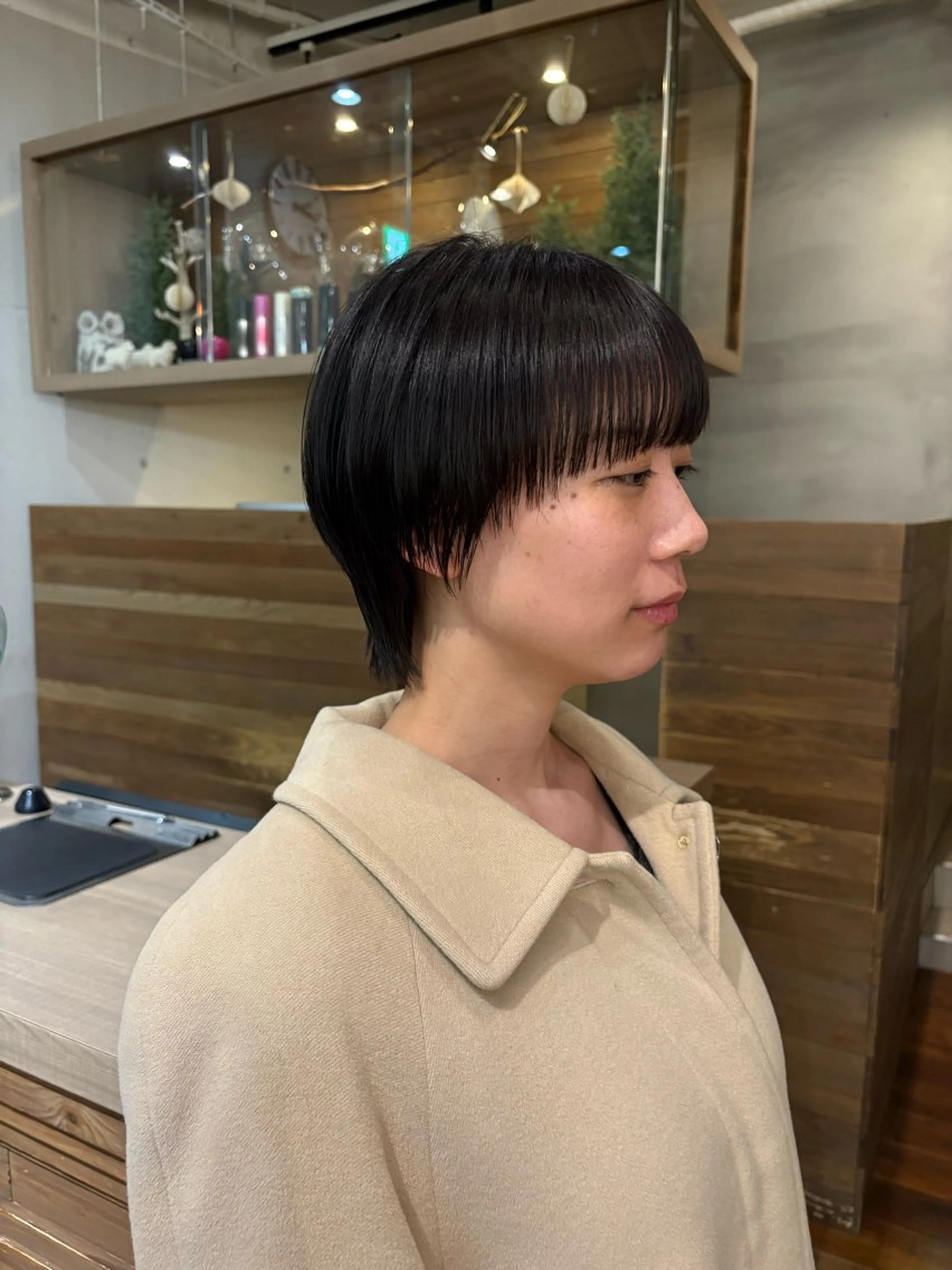 ショート カラー ショートヘア ウルフカット hanaka aのヘアスタイル