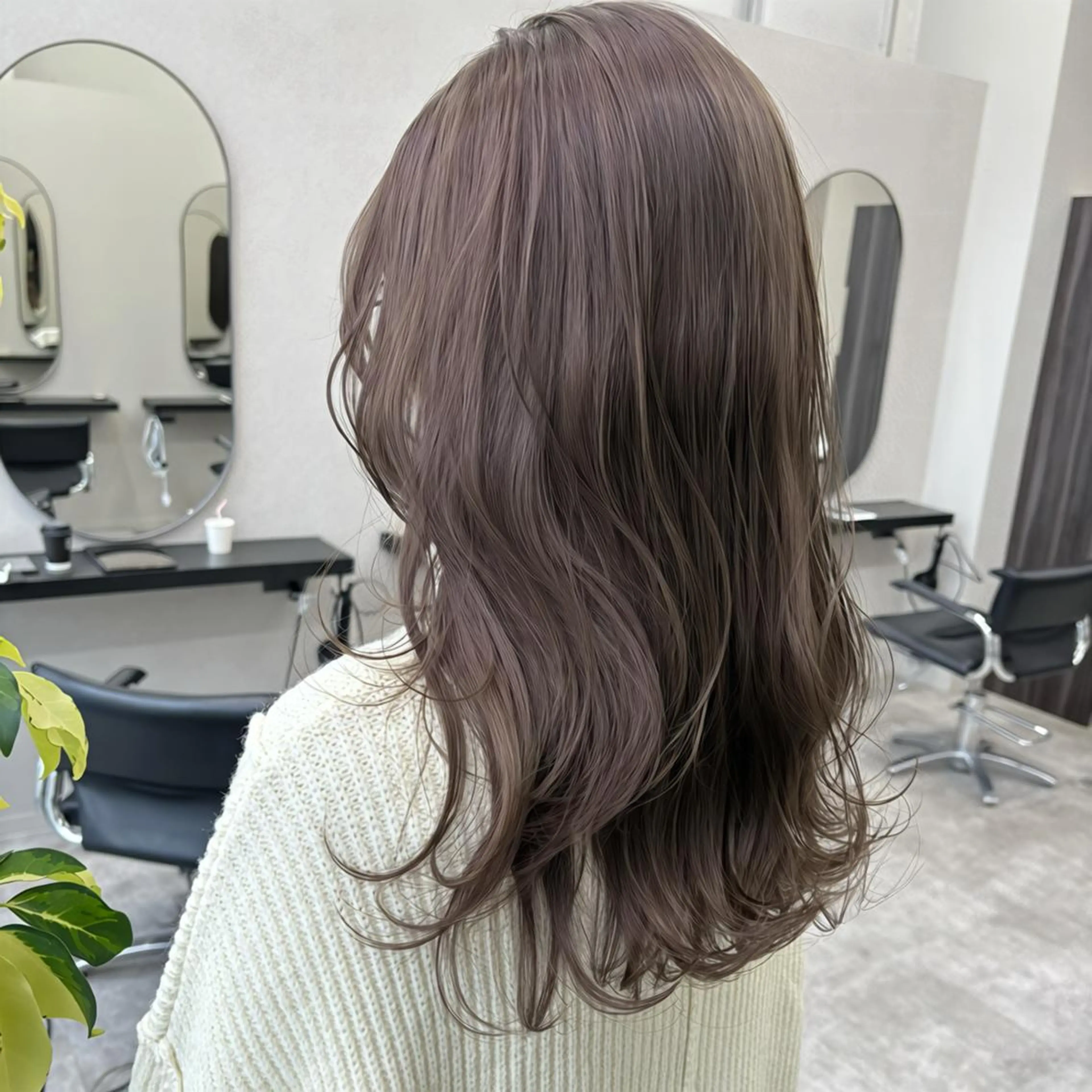 カラー セミロング 透明感カラー グレージュ オリーブグレージュ オリーブグレー ヘアカラー トリートメント 透明感🪽艶カラー☆ トレンドヘア✨のヘアスタイル