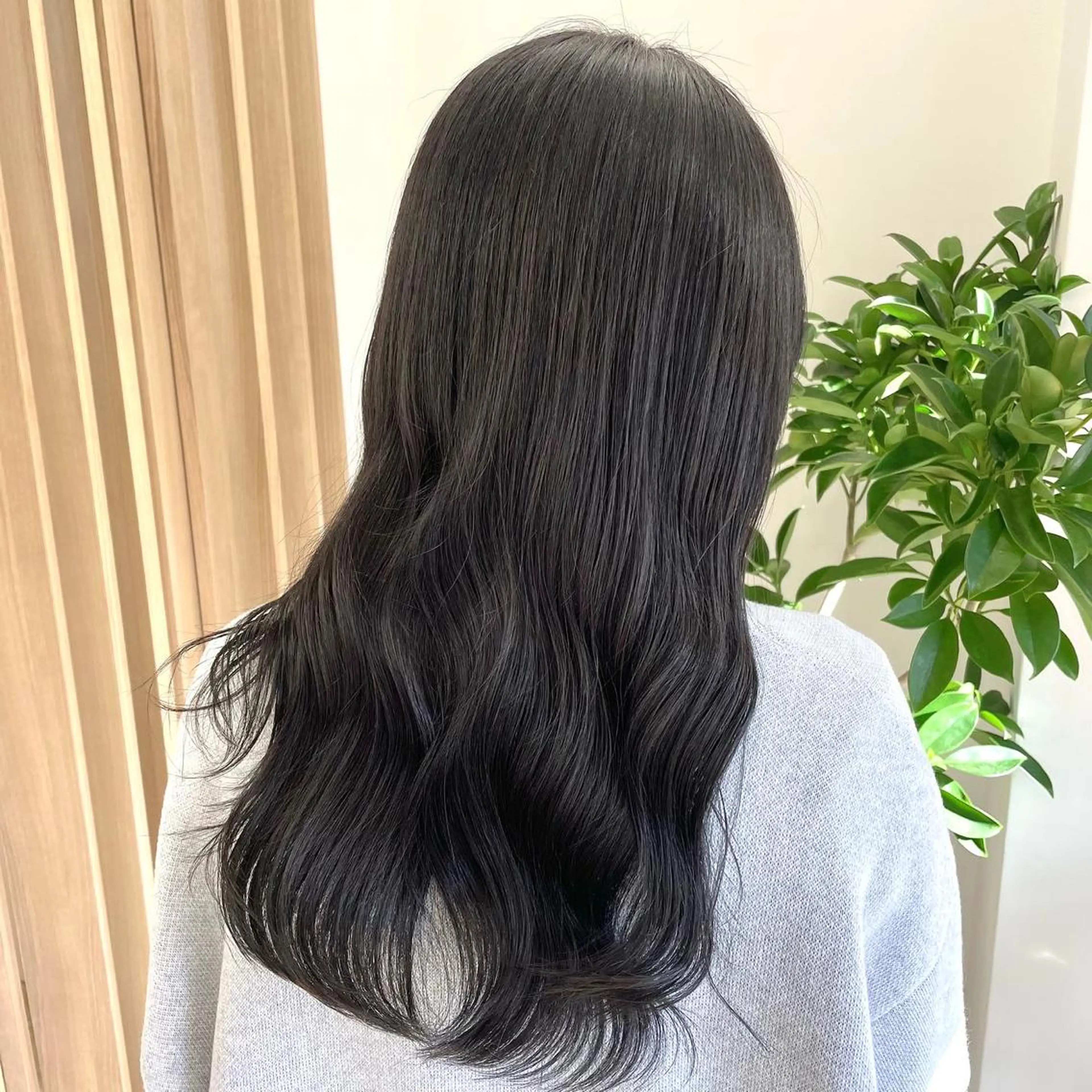 ロング カラー 🔵暗髪 特化🔵 梅田・増田のヘアスタイル