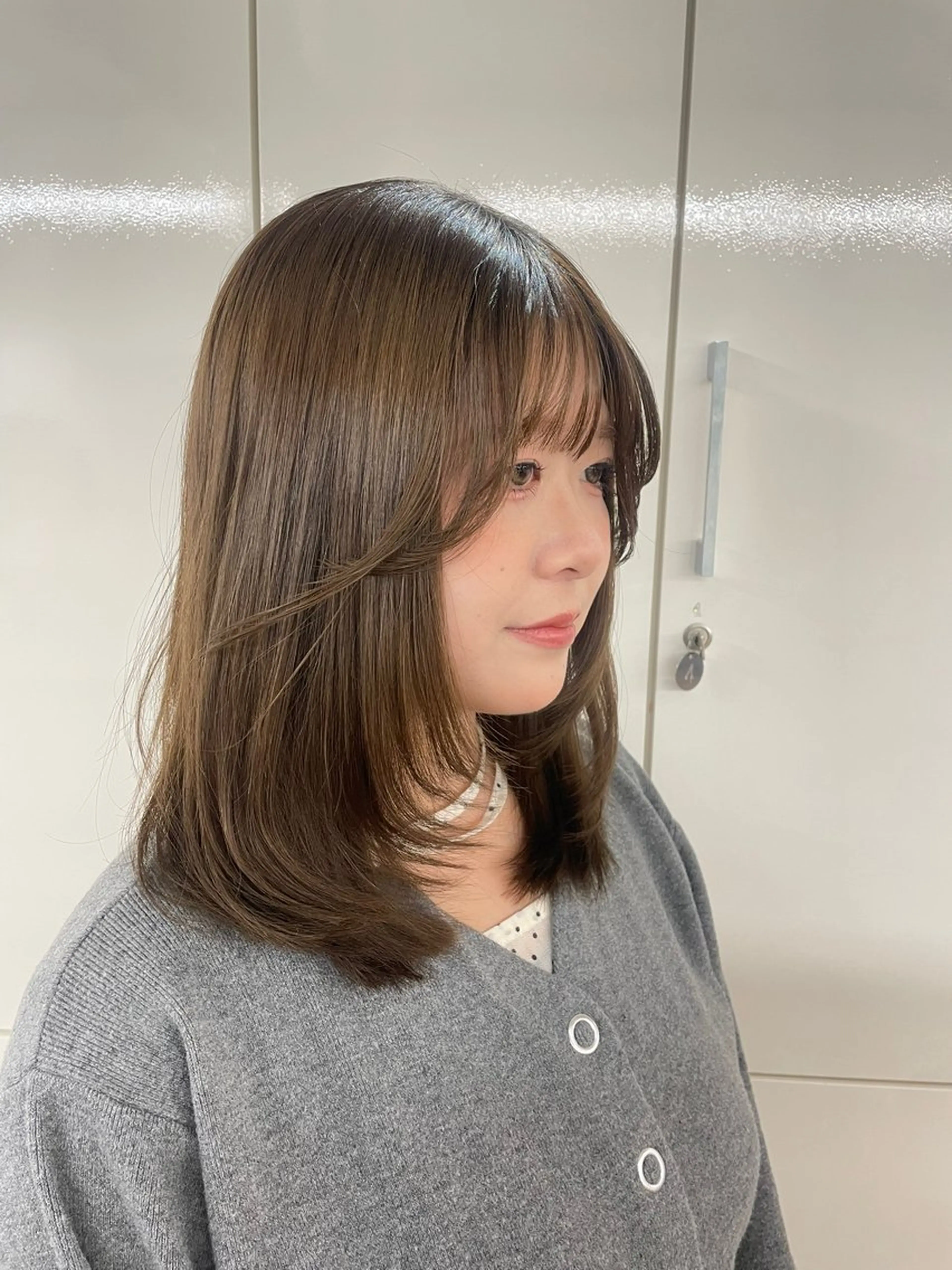 ミディアム elena byartefice所属・安達 萌花のヘアスタイル