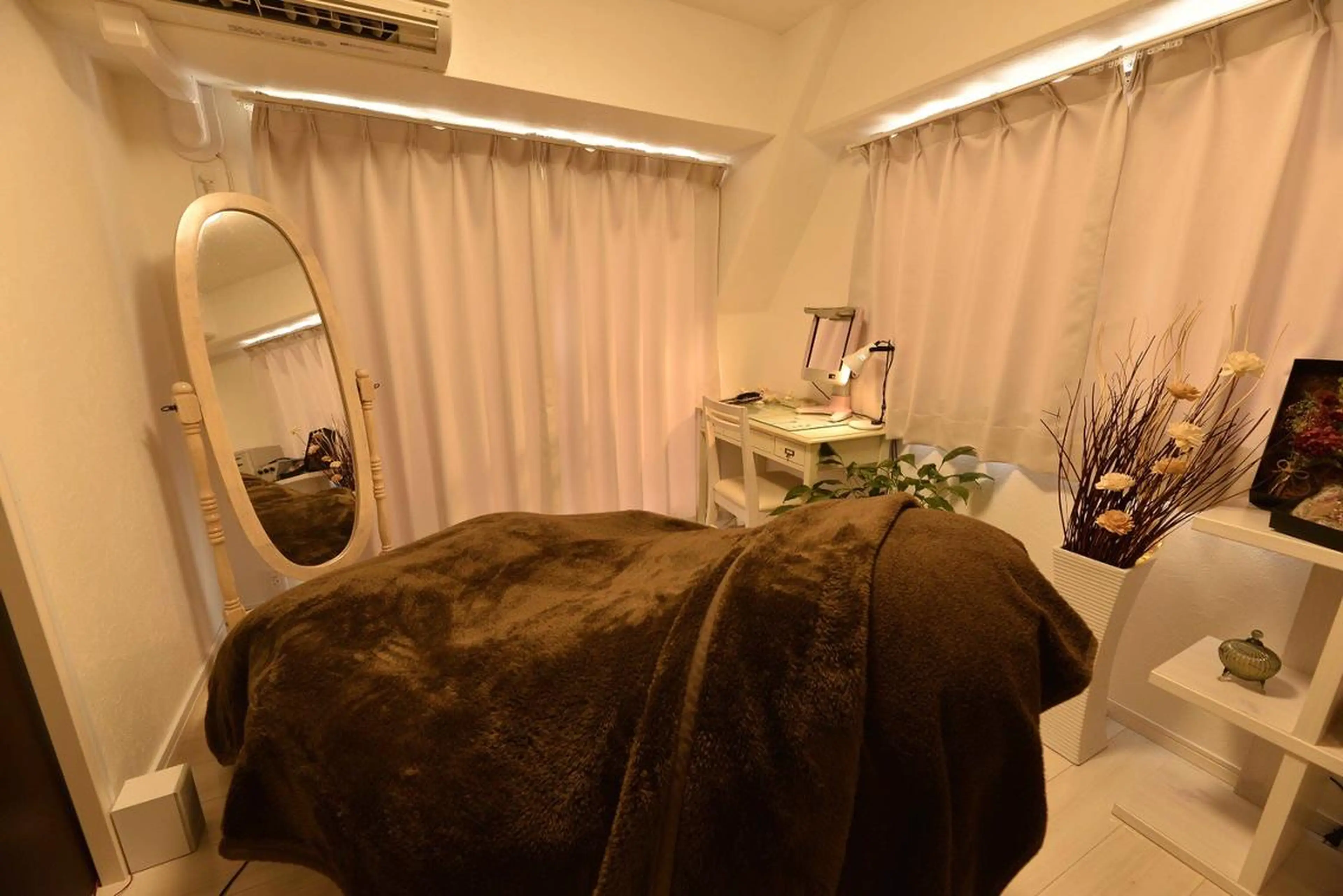 お顔そりKarin 桜井加奈子のエステ・リラクイメージ