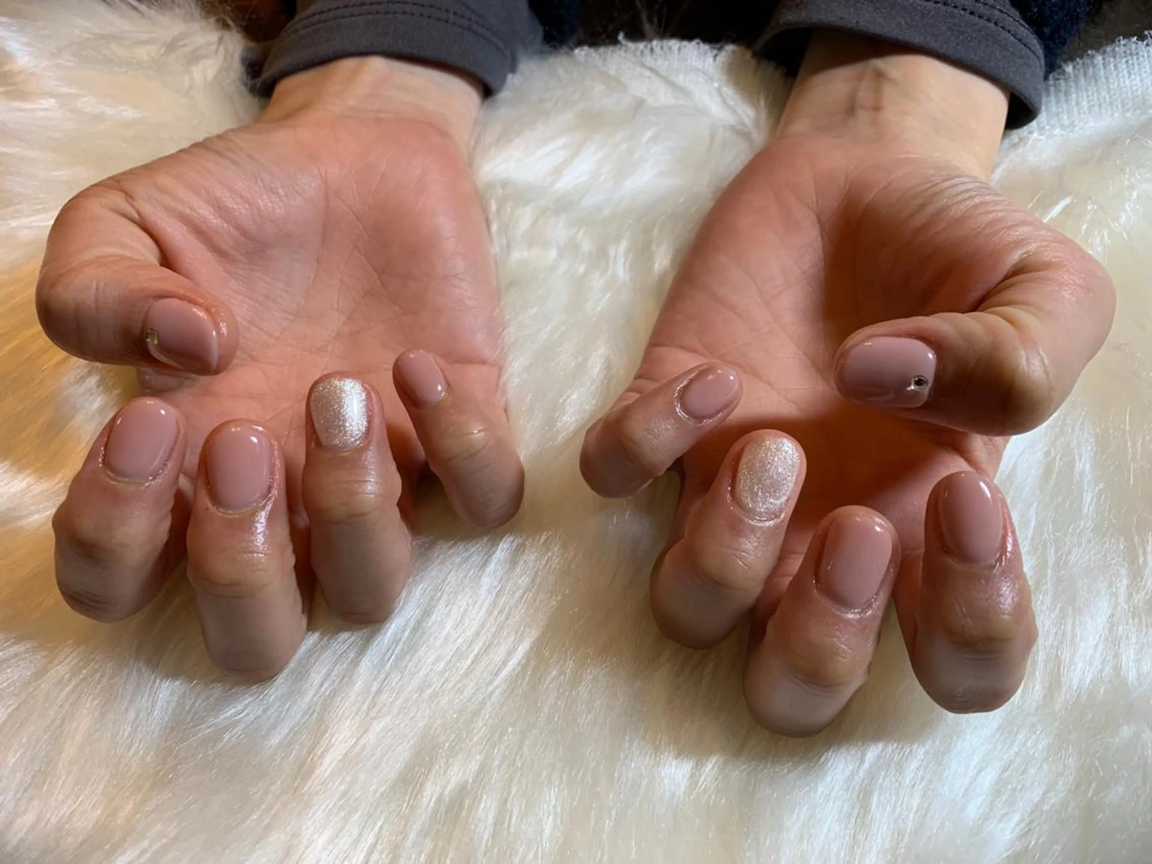 ネイル ワンカラーネイル ショートネイル 松山 美由紀のネイルデザイン