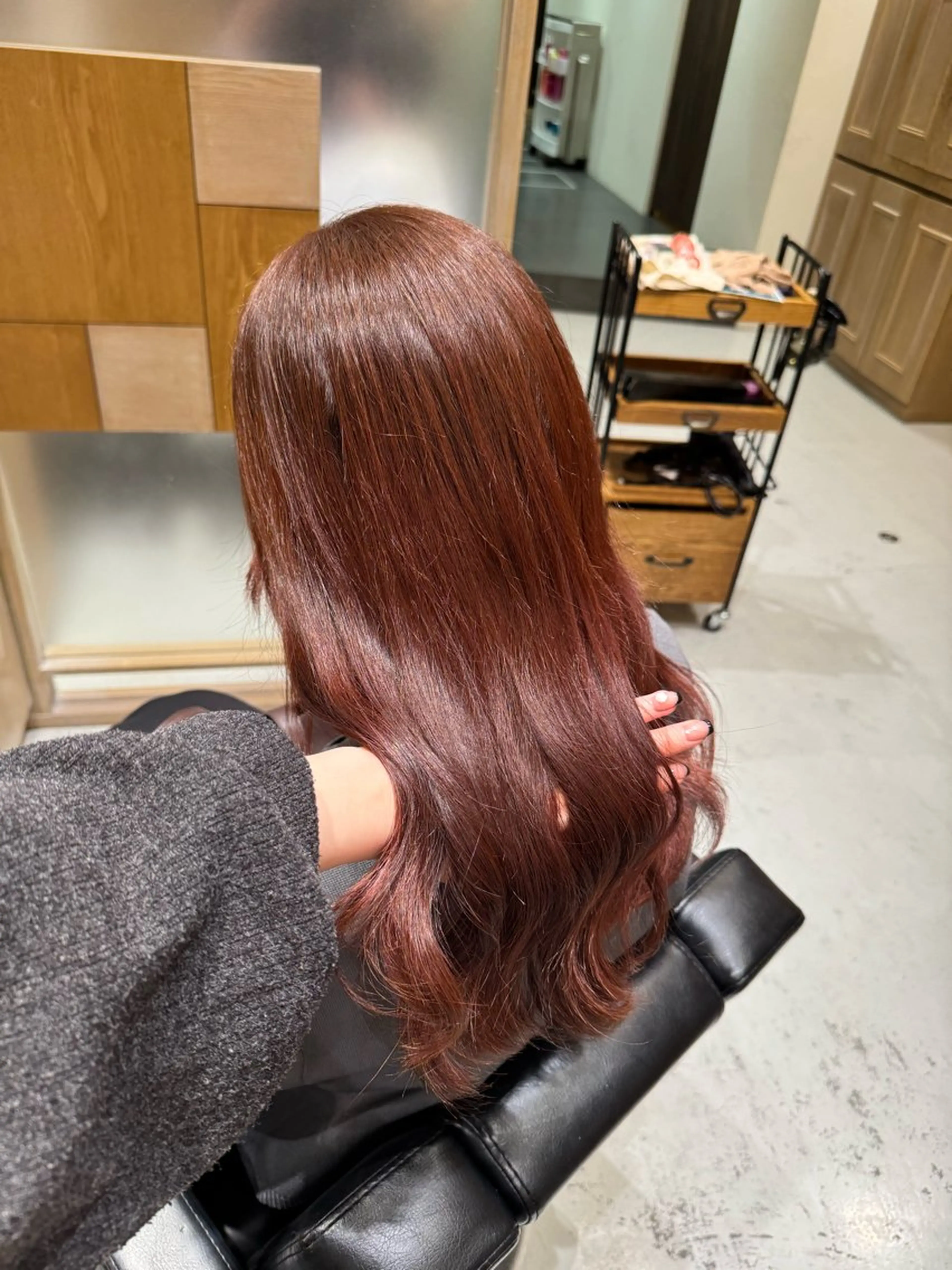 セミロング カラー ヘアカラー 透明感カラー/顔周り カット/レイヤーにかのヘアスタイル