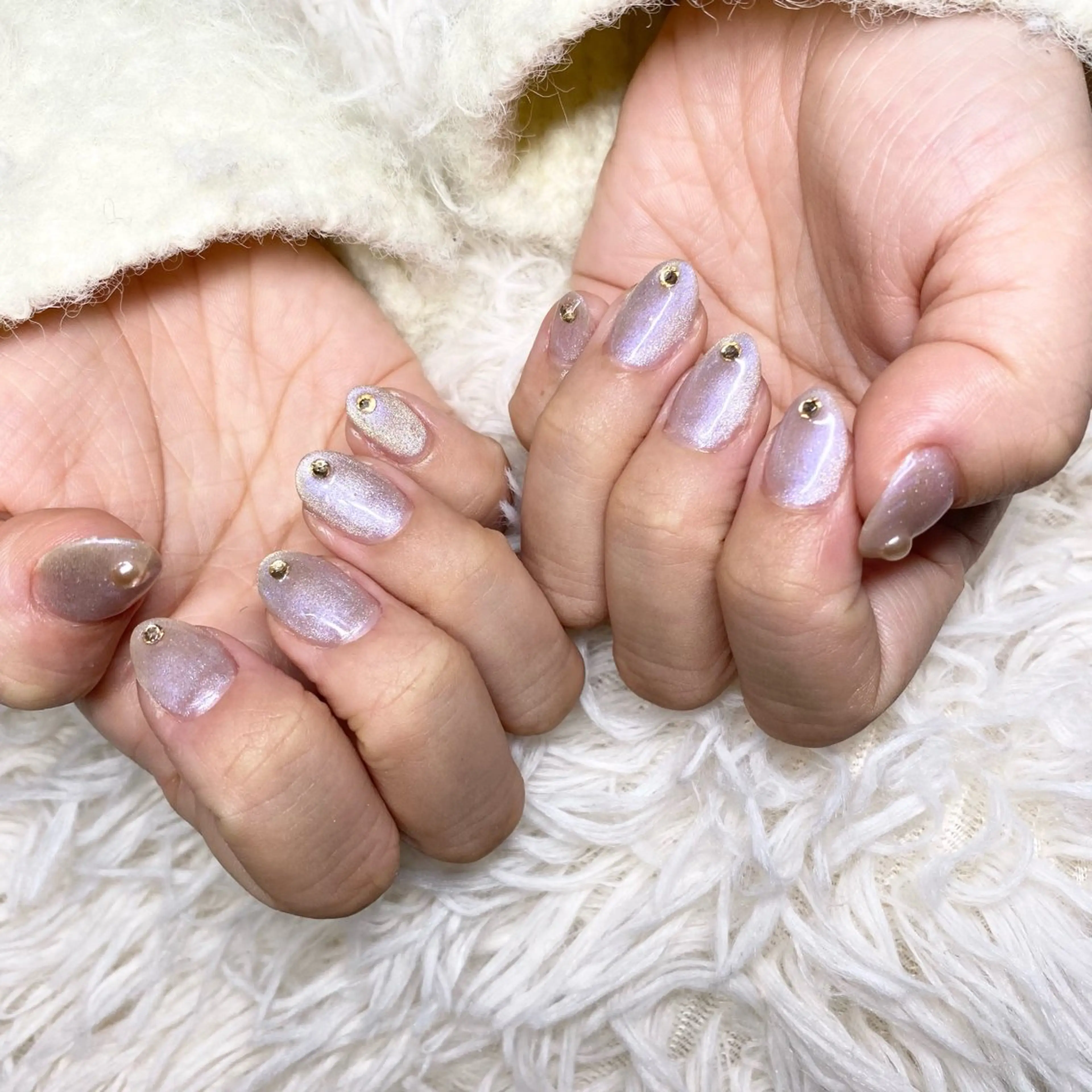 ネイル マグネットネイル ストーンネイル ハンドネイル nail salon Ecrin所属・前島 稀歩のネイルデザイン