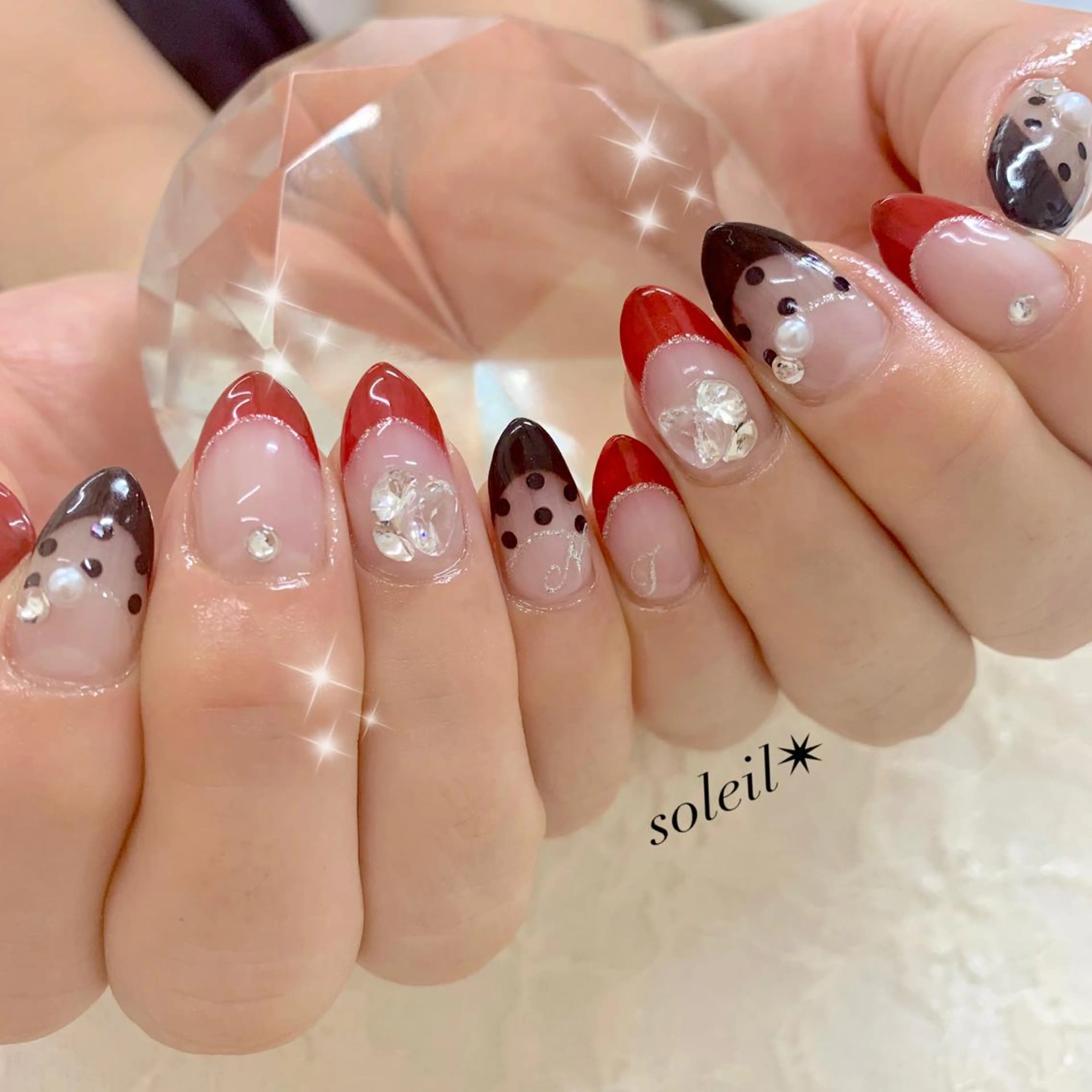 ネイル ドット フレンチネイル ゴージャス ハート 赤色 粟津 美紀のネイルデザイン