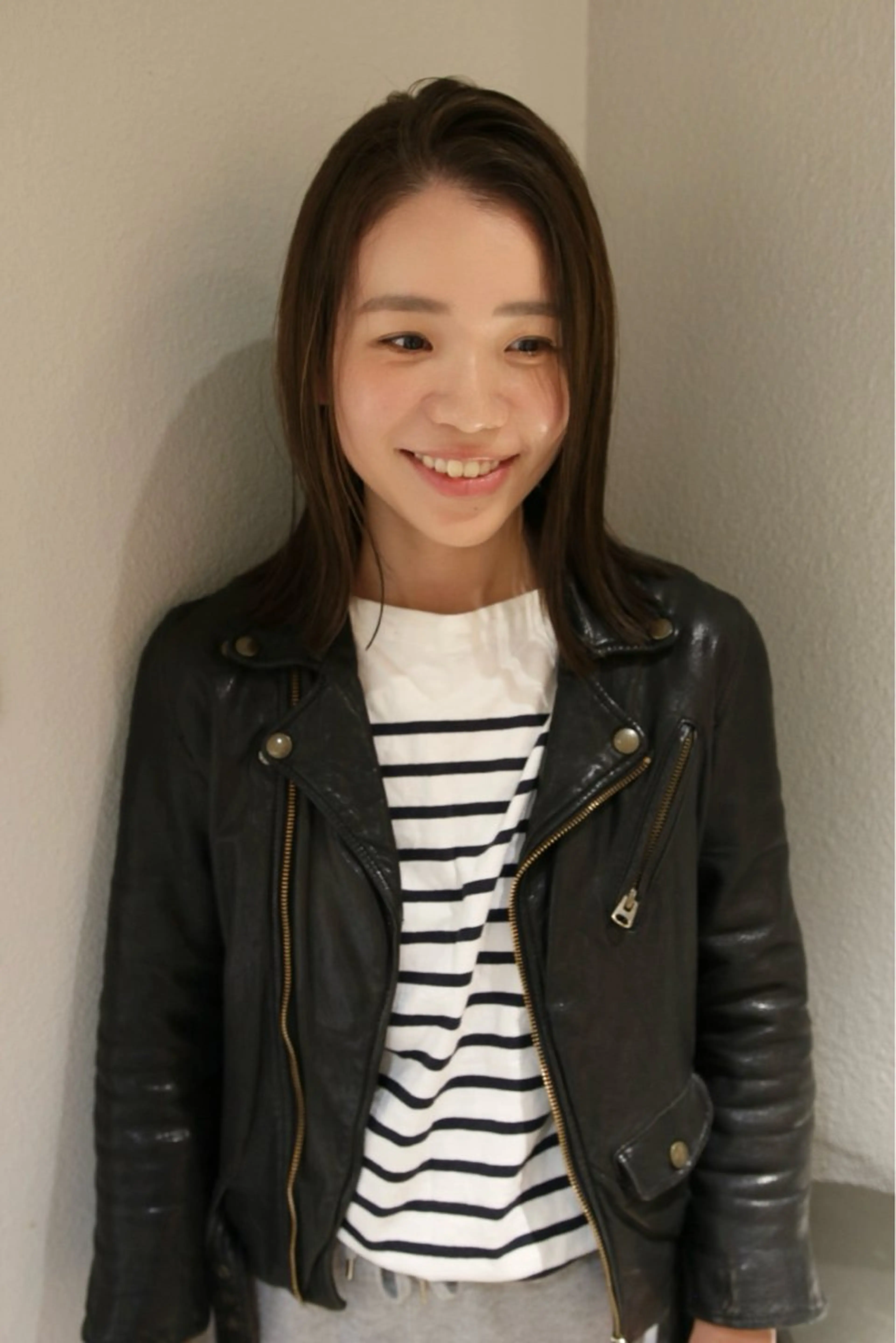 セミロング カット ヘアカラー 【天満1艶髪】潤艶/ 髪質改善🌹釣本竜哉のヘアスタイル