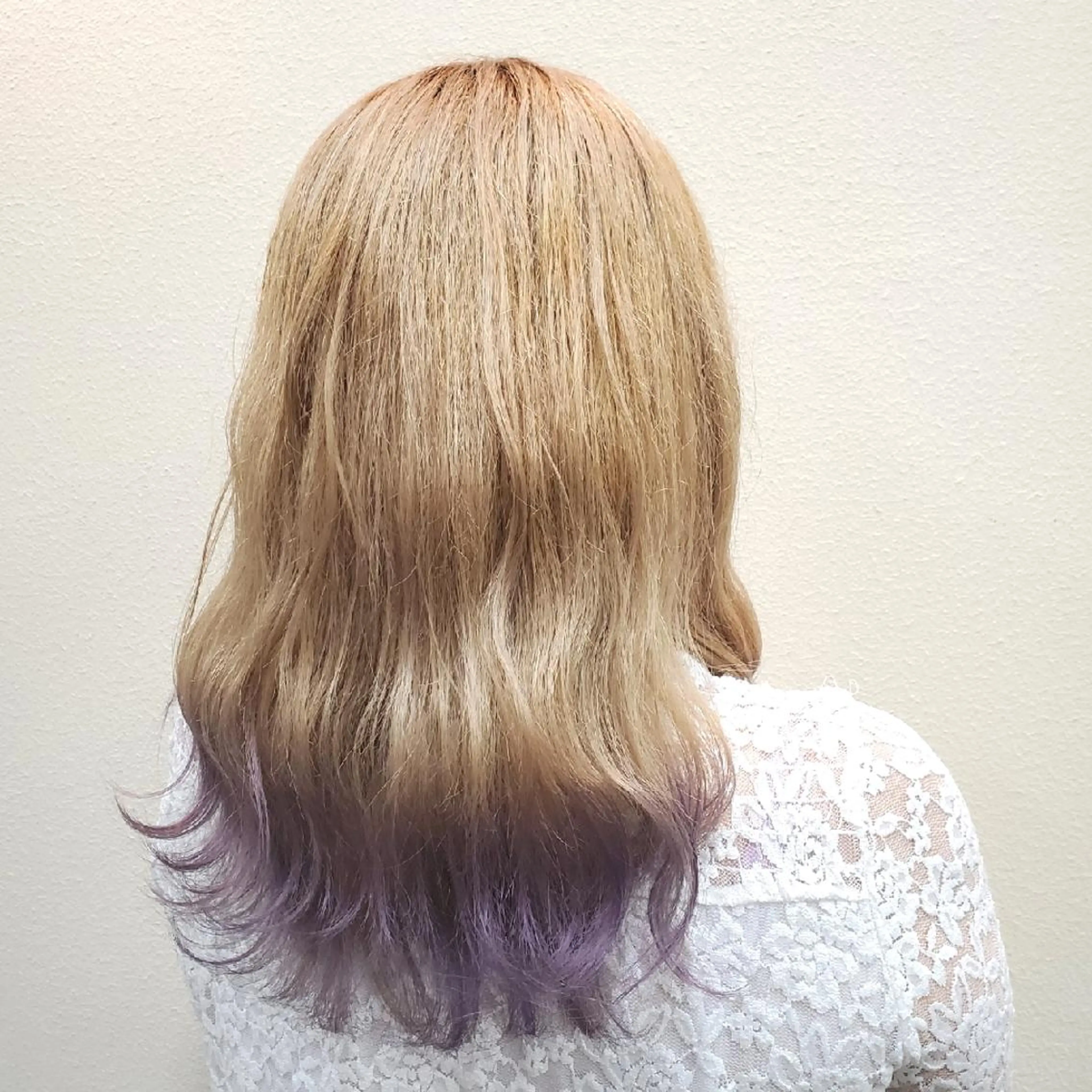 ロング カラー 推しアニメカラー🌈 ツヤ透明感カラー🦄のヘアスタイル