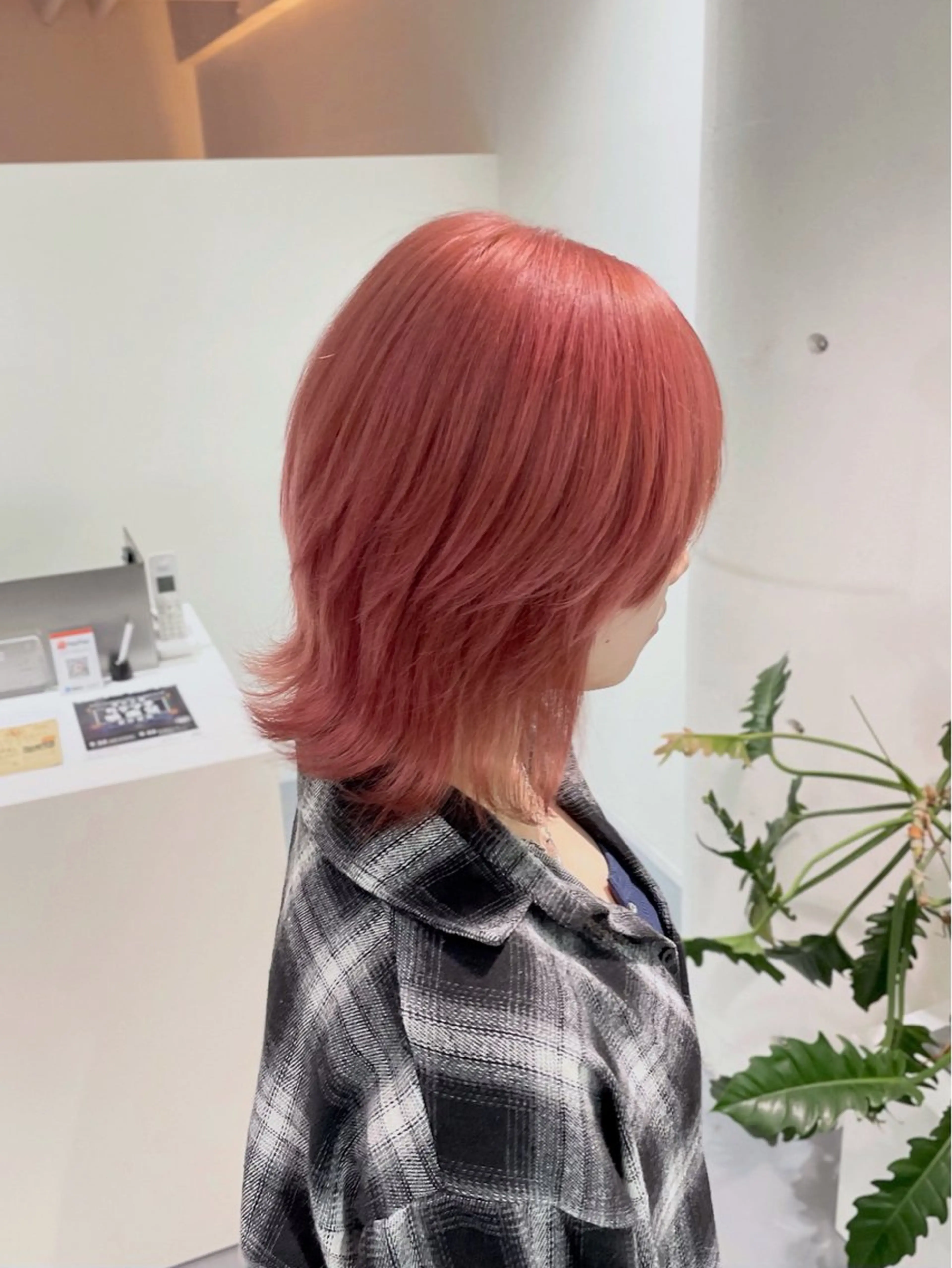 ショート ヘアカラー LEF TATEMACHI所属・西山祐生/ハイトーン /ケアブリーチ/艶髪のヘアスタイル