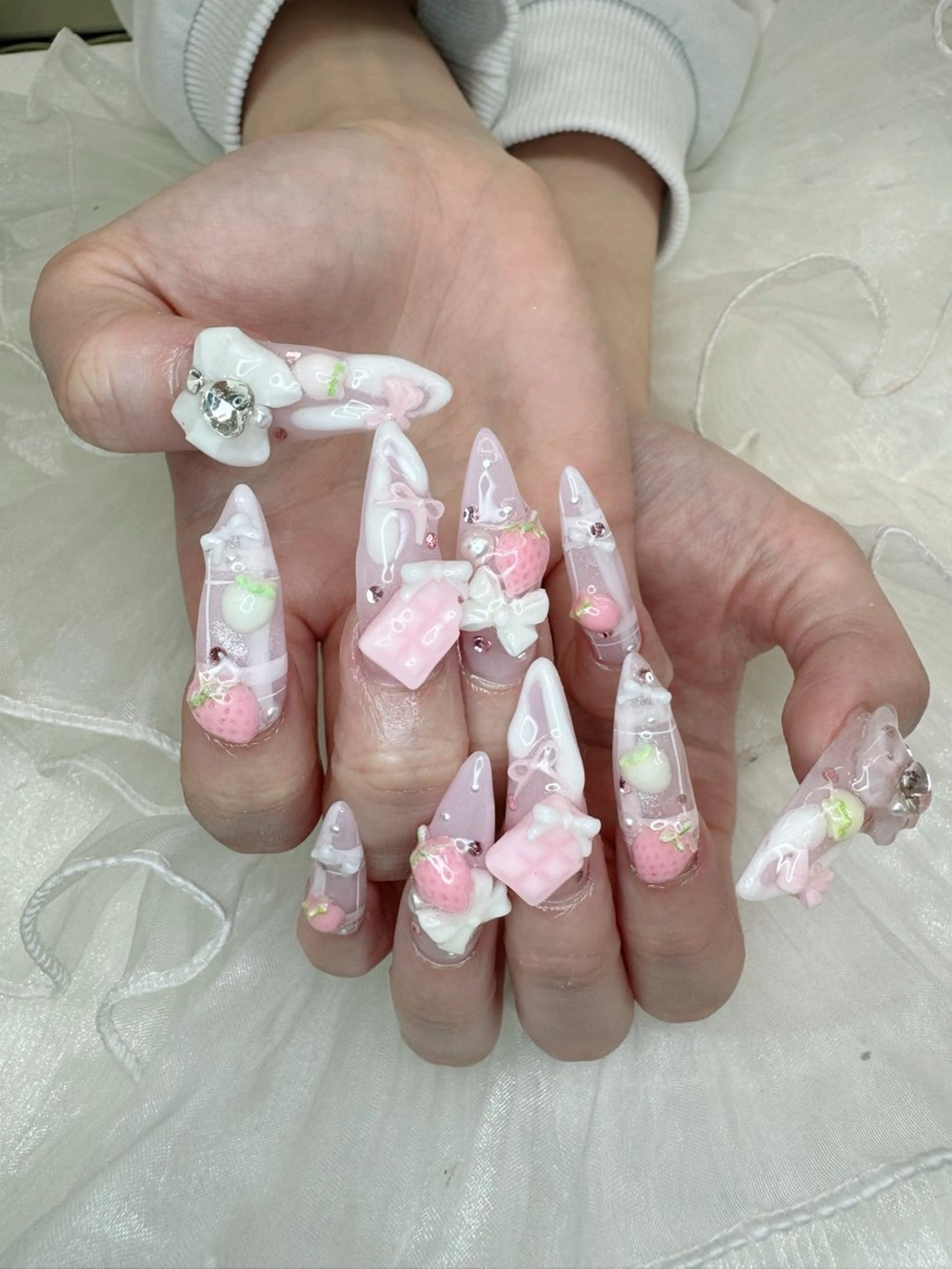 ネイル バレンタイン cherie nailのネイルデザイン