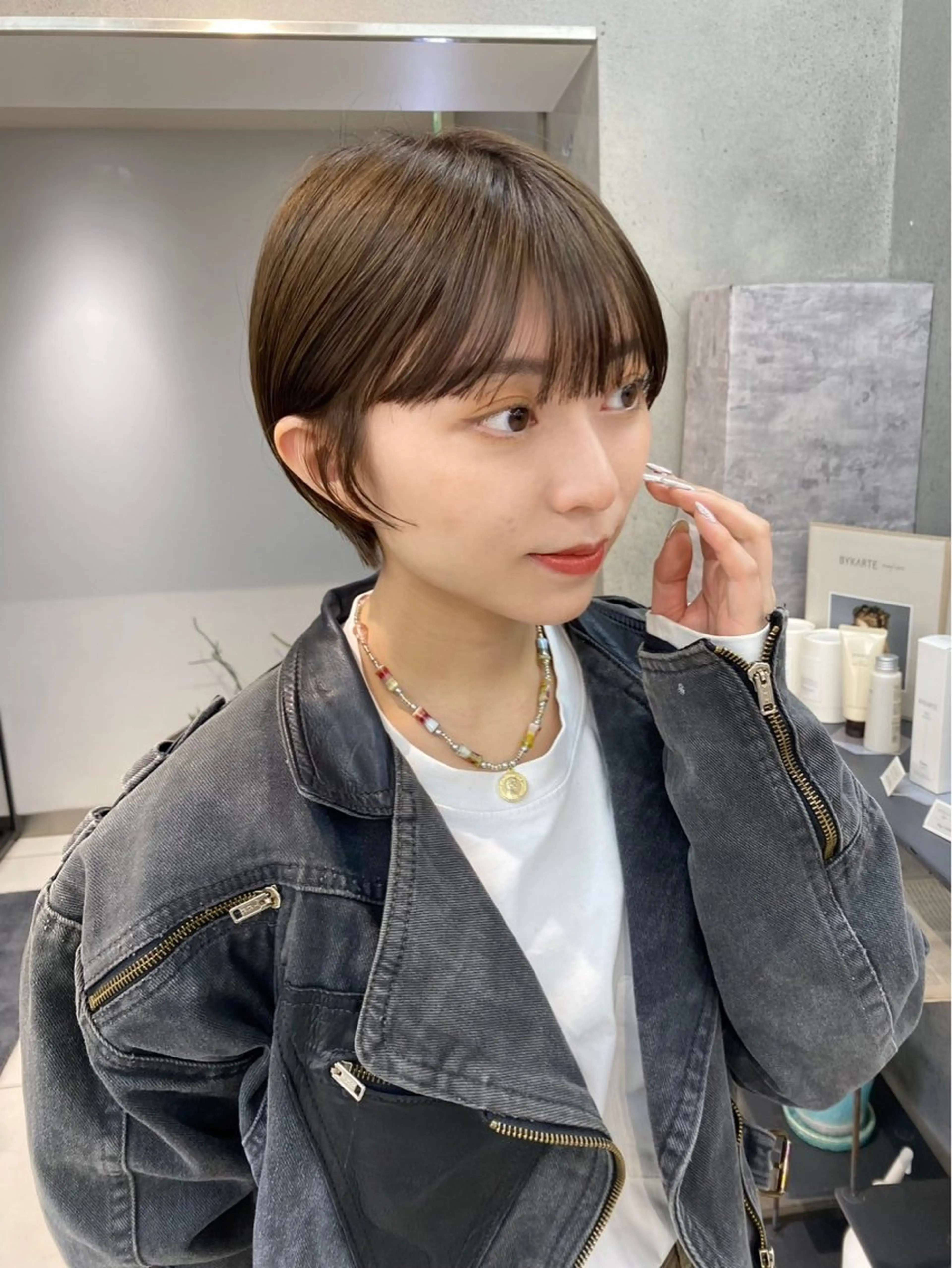 ショート レイヤー×ツヤカラー 渋谷/kougaのヘアスタイル