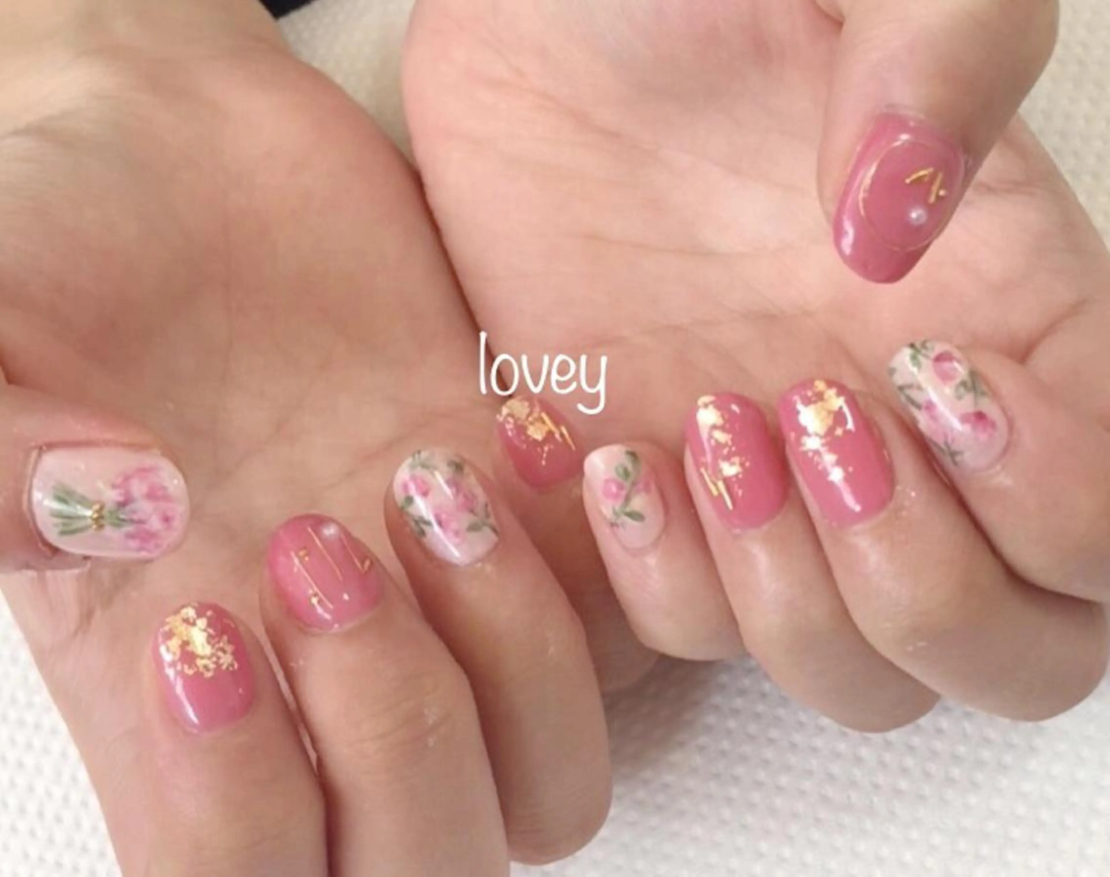 ネイル プライベートサロン loveyのネイルデザイン