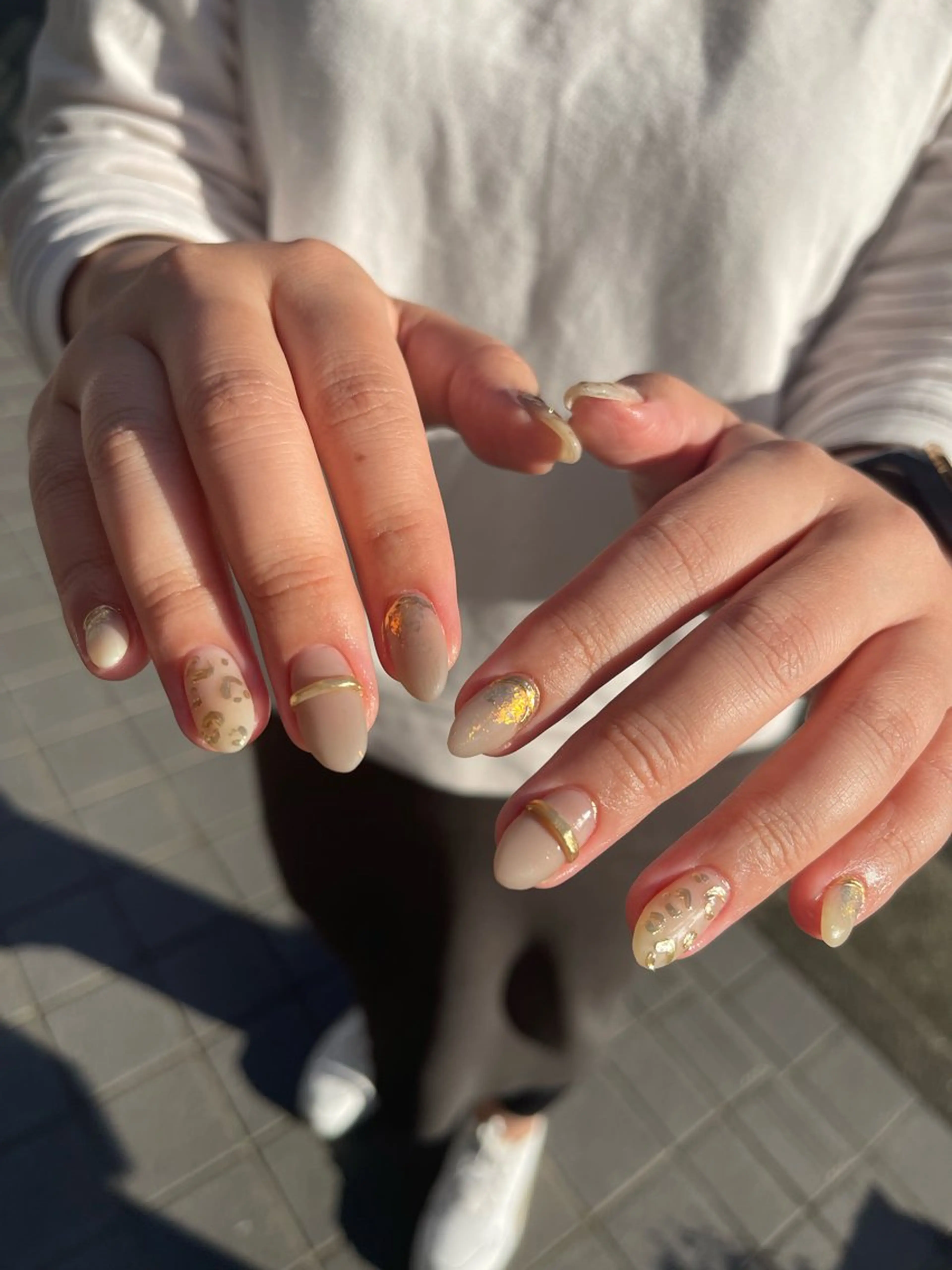 ネイル ゴールド ハンドネイル 🤎🧸 Aya 🧸🤎のネイルデザイン
