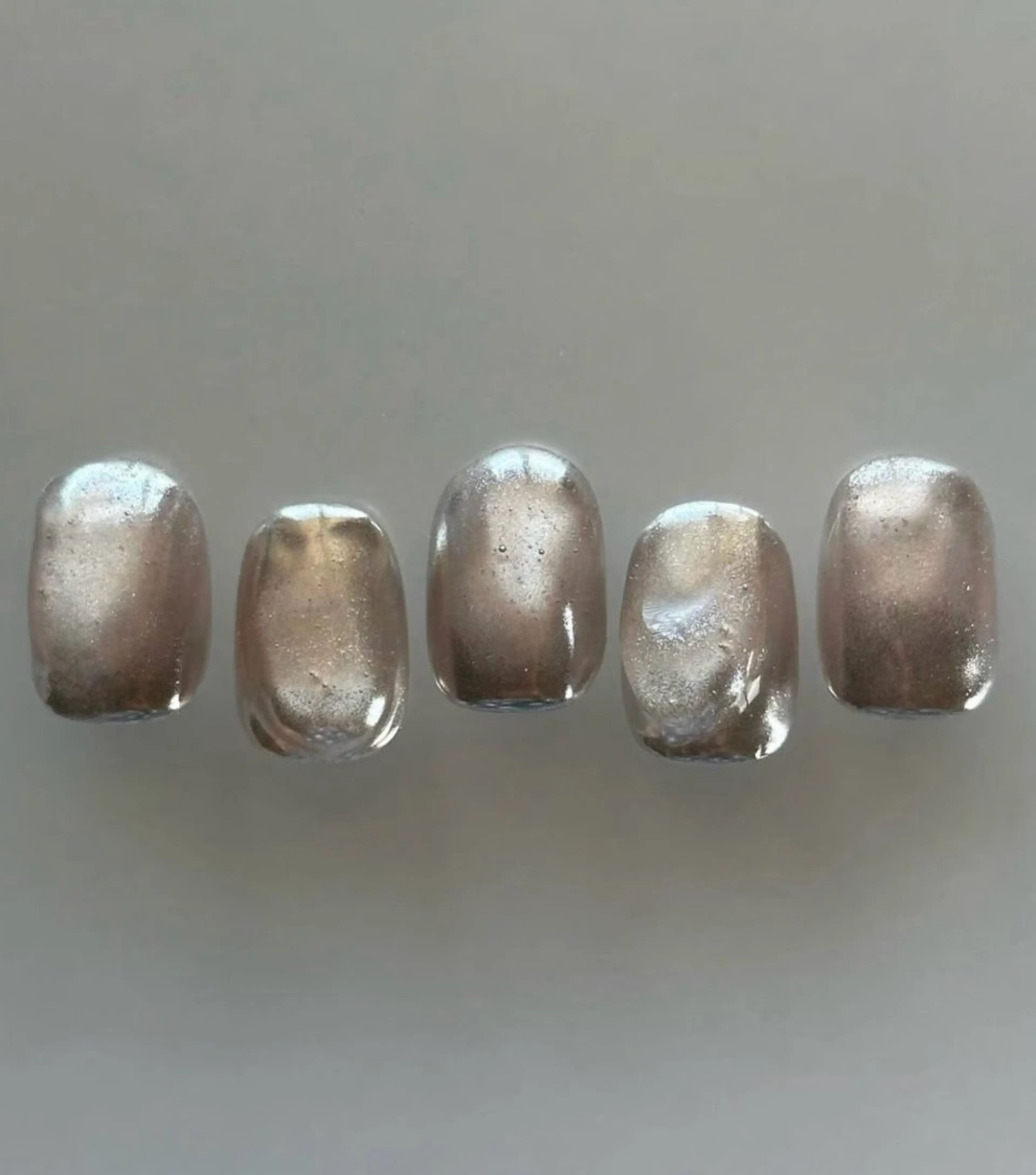 ネイル ニュアンスネイル free hug Hiromiのネイルデザイン