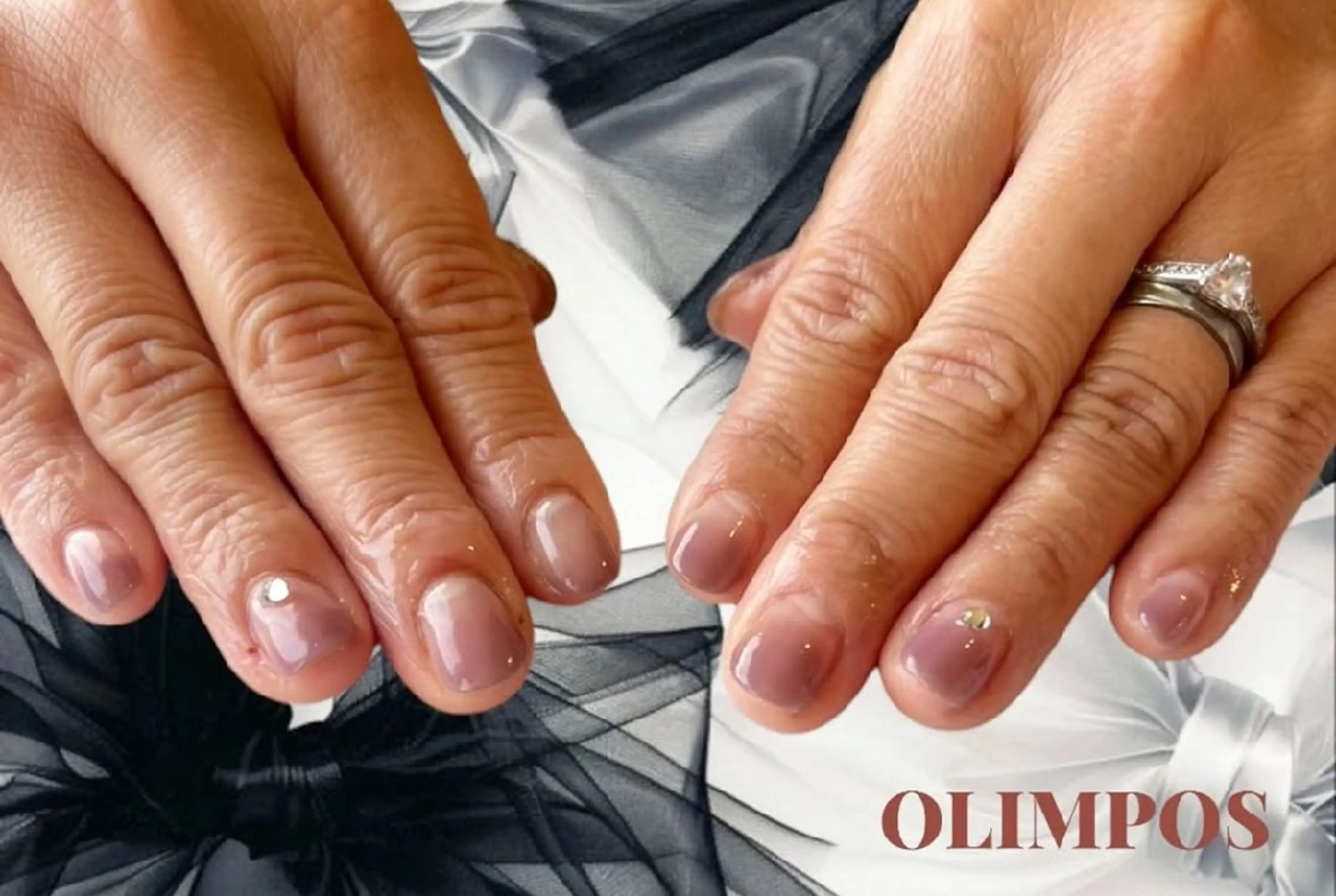 ネイル OLIMPOS. nailのネイルデザイン