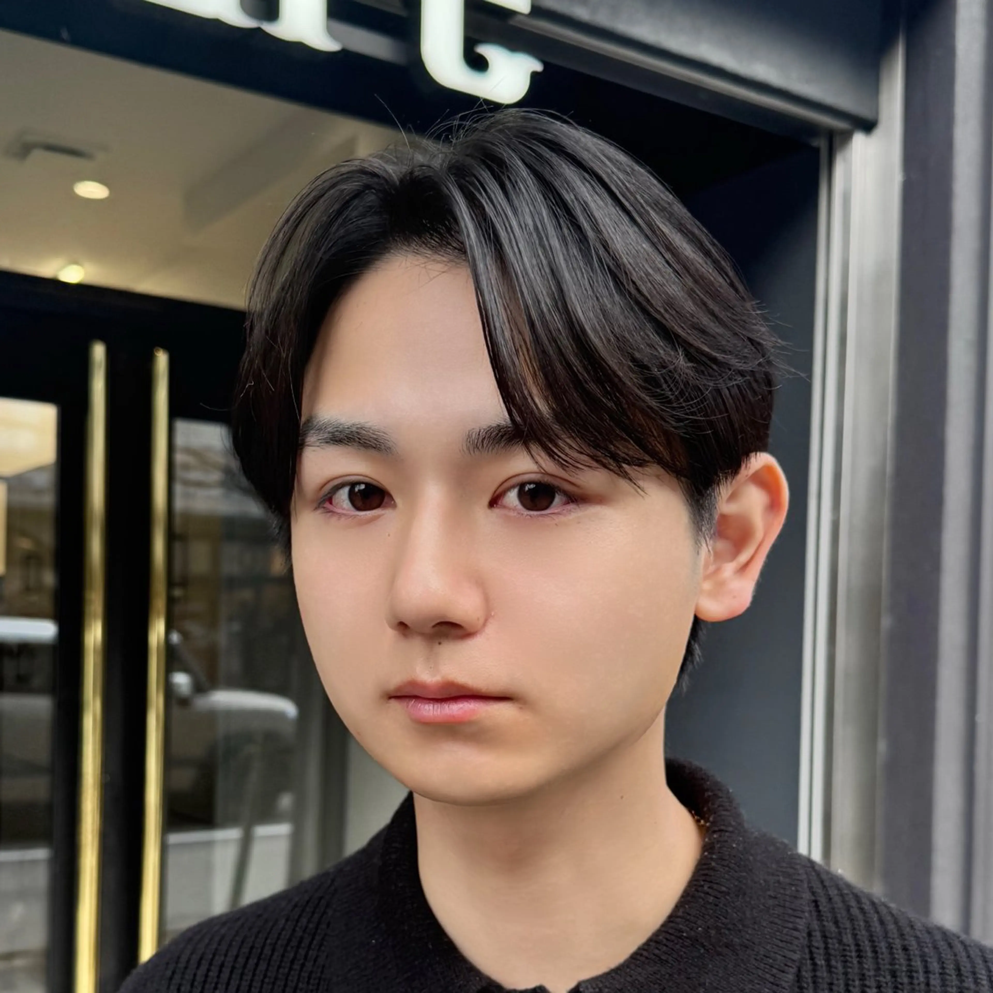 メンズ メンズ韓国風 カット 🚨メンズ曲がる 縮毛矯正りおん🚨のヘアスタイル