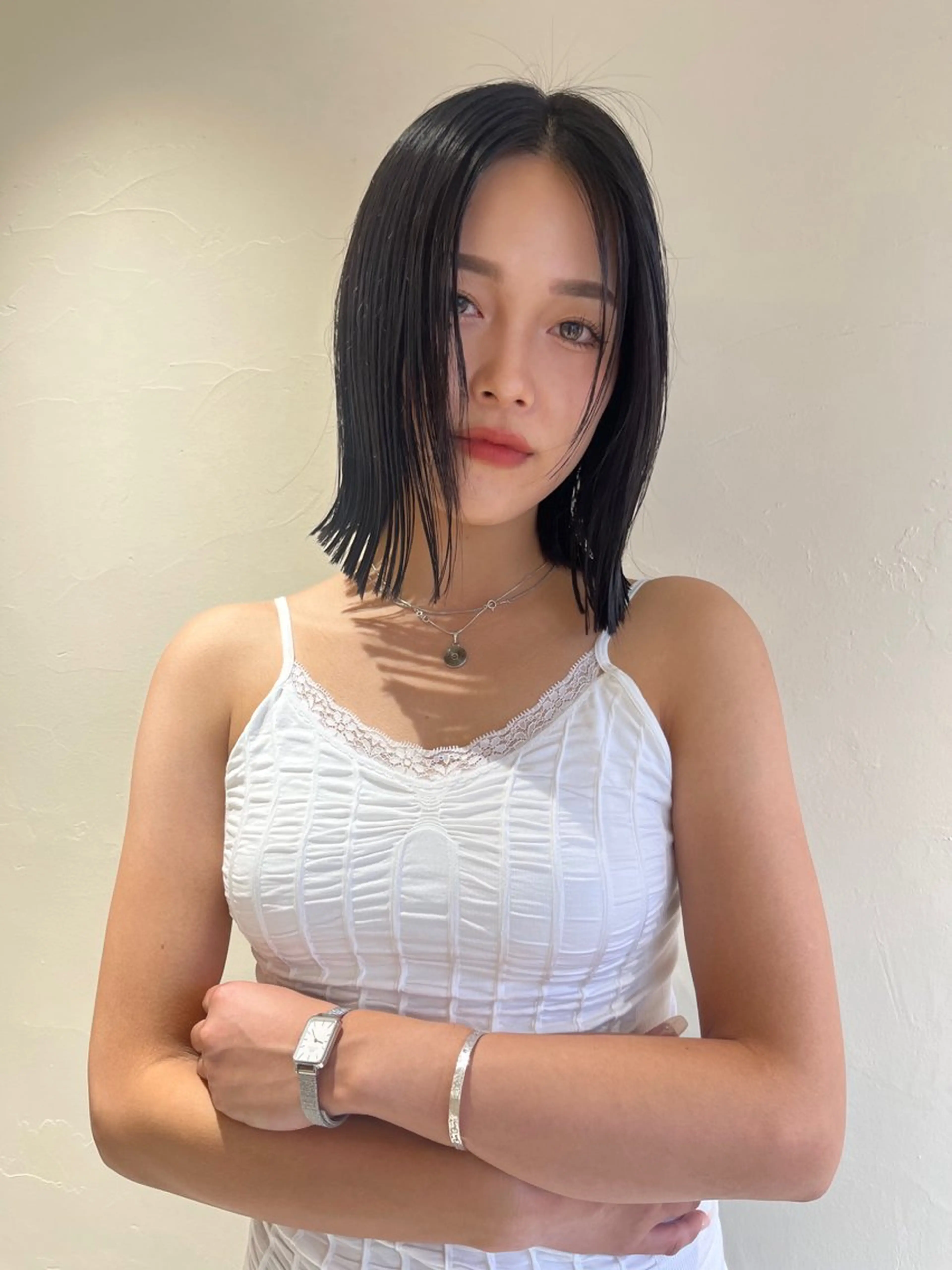 ミディアム センターパート /ニュアンスパーマのヘアスタイル