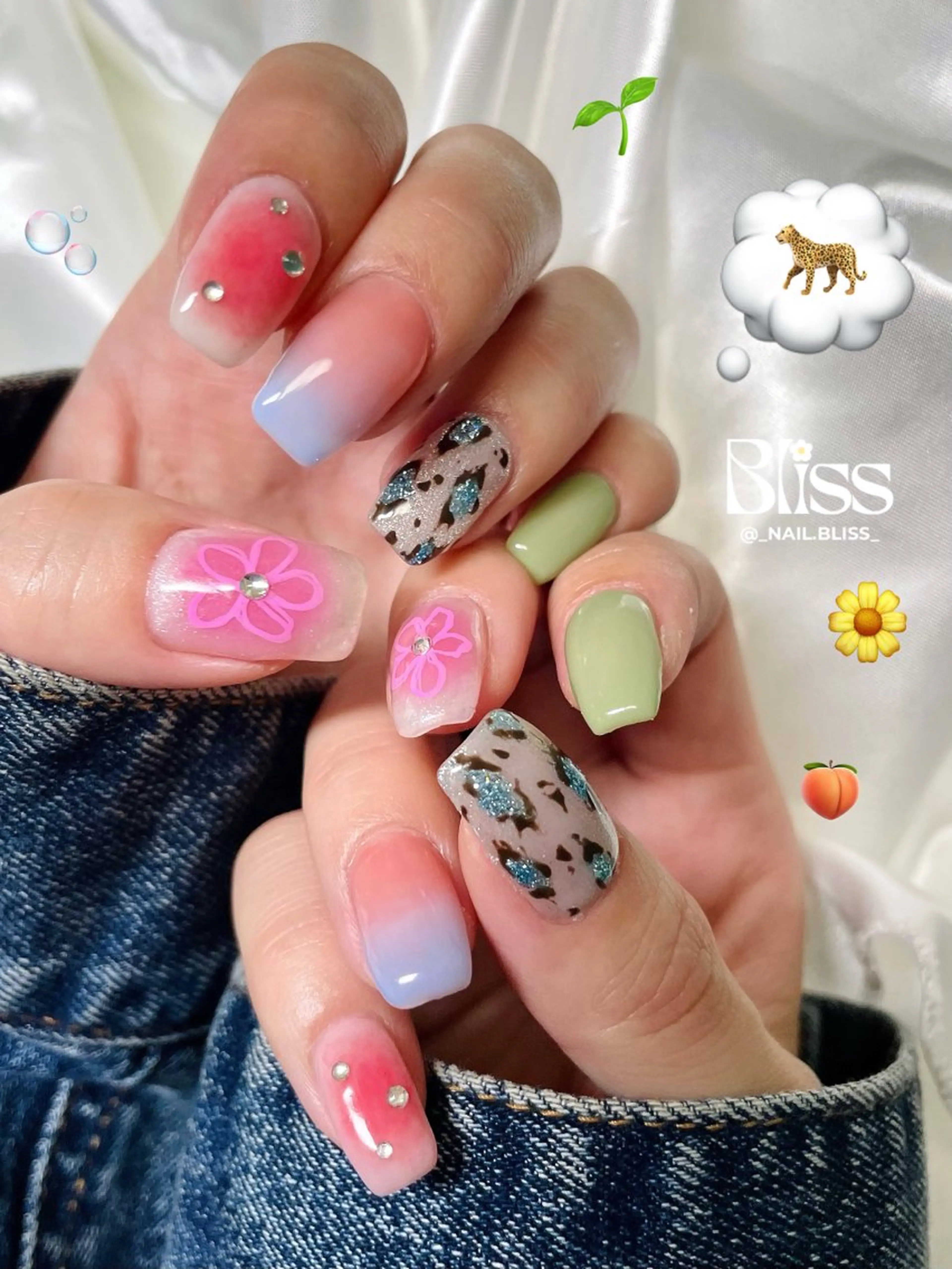 ネイル チークネイル 氷ネイル・うるうるネイル マグネットネイル ハンドネイル NAIL BLISSのネイルデザイン