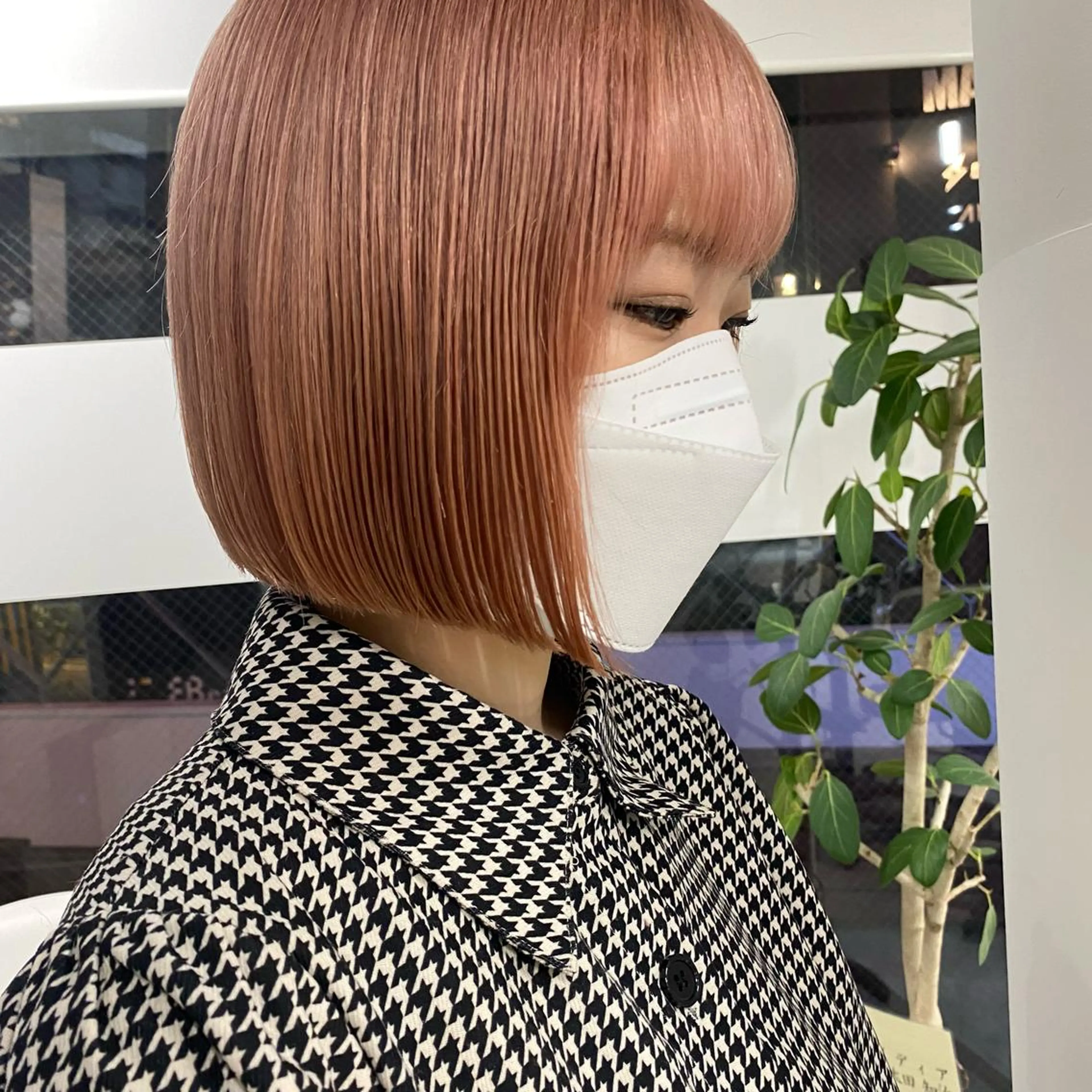 ショート カラー センターパート/ 暖色カラーayuのヘアスタイル