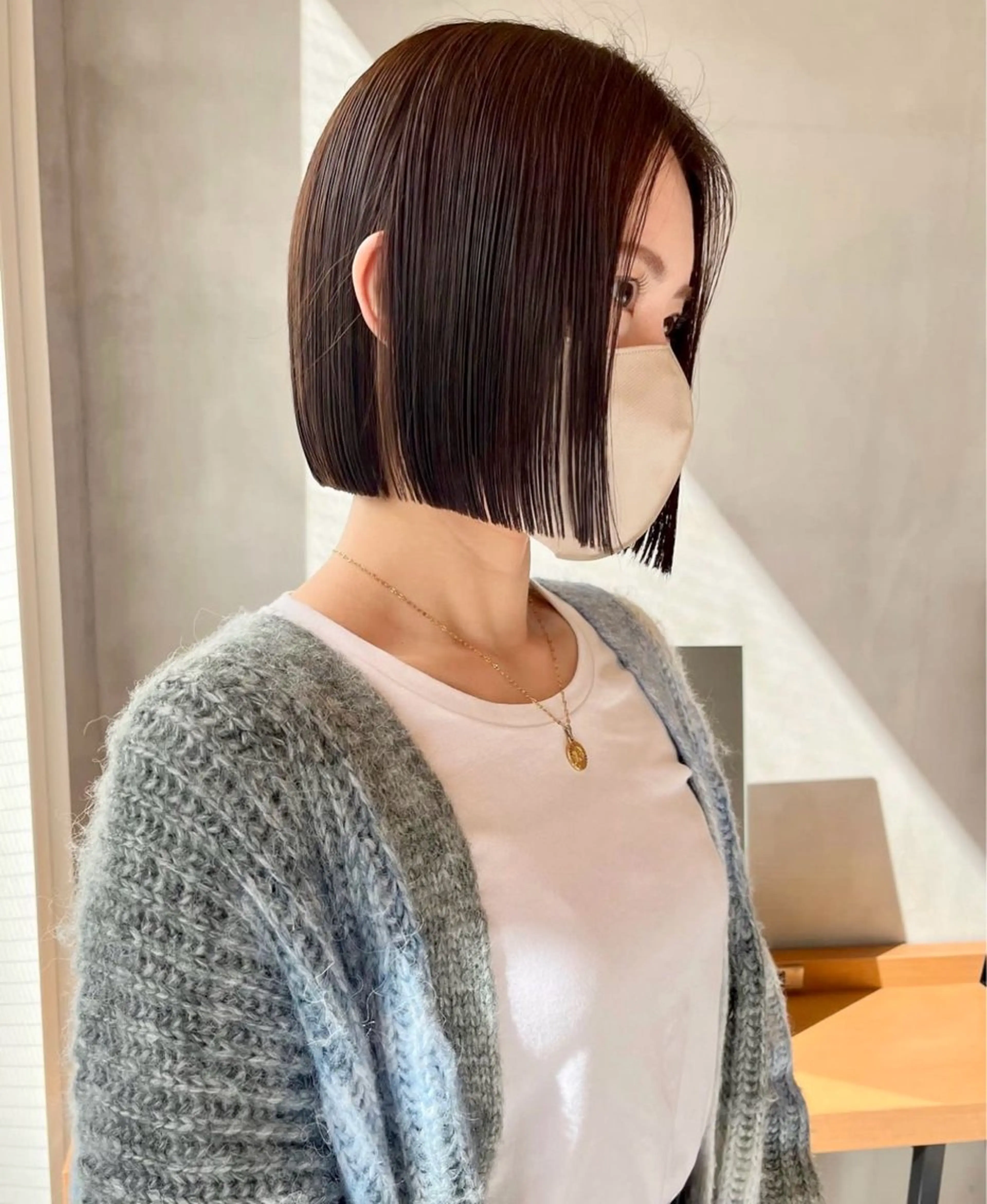 ショート センターパート /ニュアンスパーマのヘアスタイル