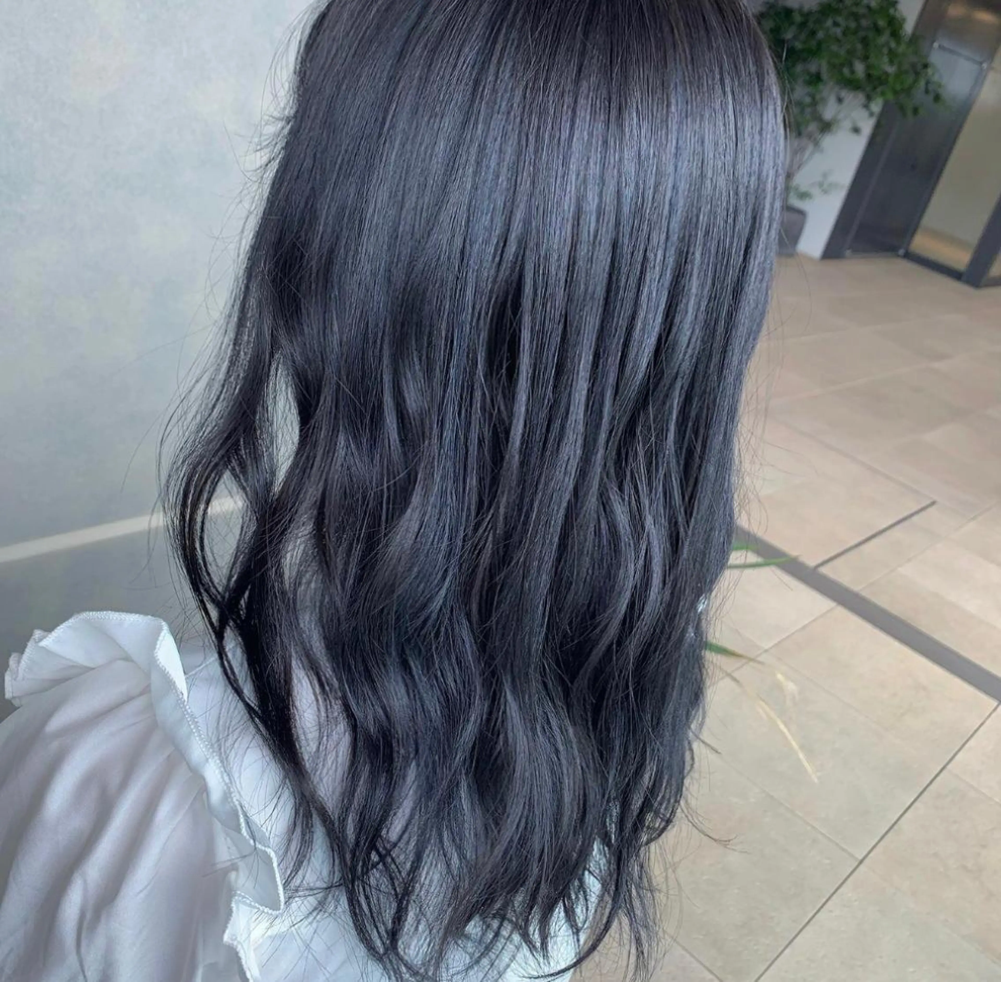 セミロング SALOWIN銀座六丁目店所属・津田 怜果のヘアスタイル