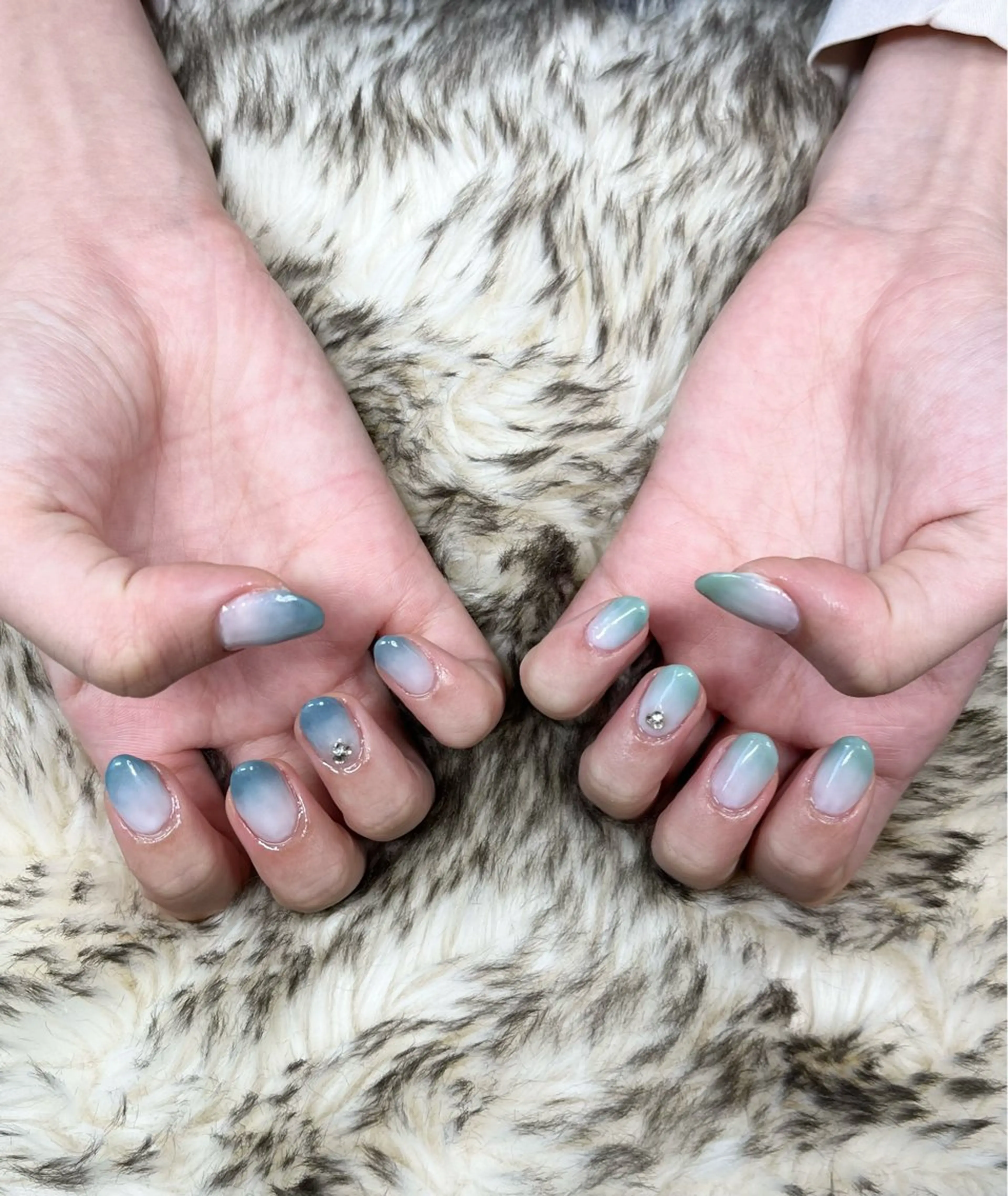 ネイル グラデーション nailroom HARU.のネイルデザイン