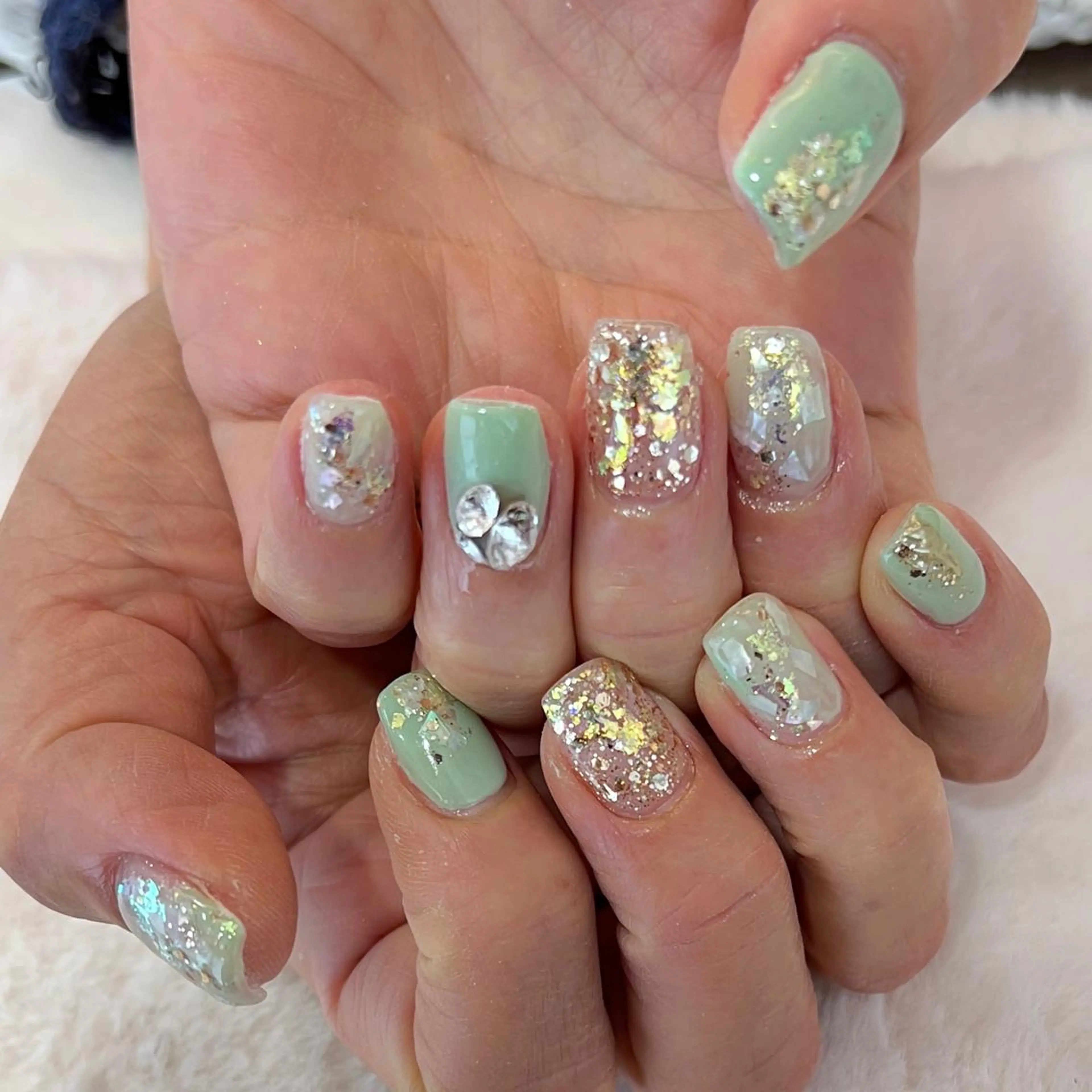 ネイル ハンドネイル 河野 弥月のネイルデザイン