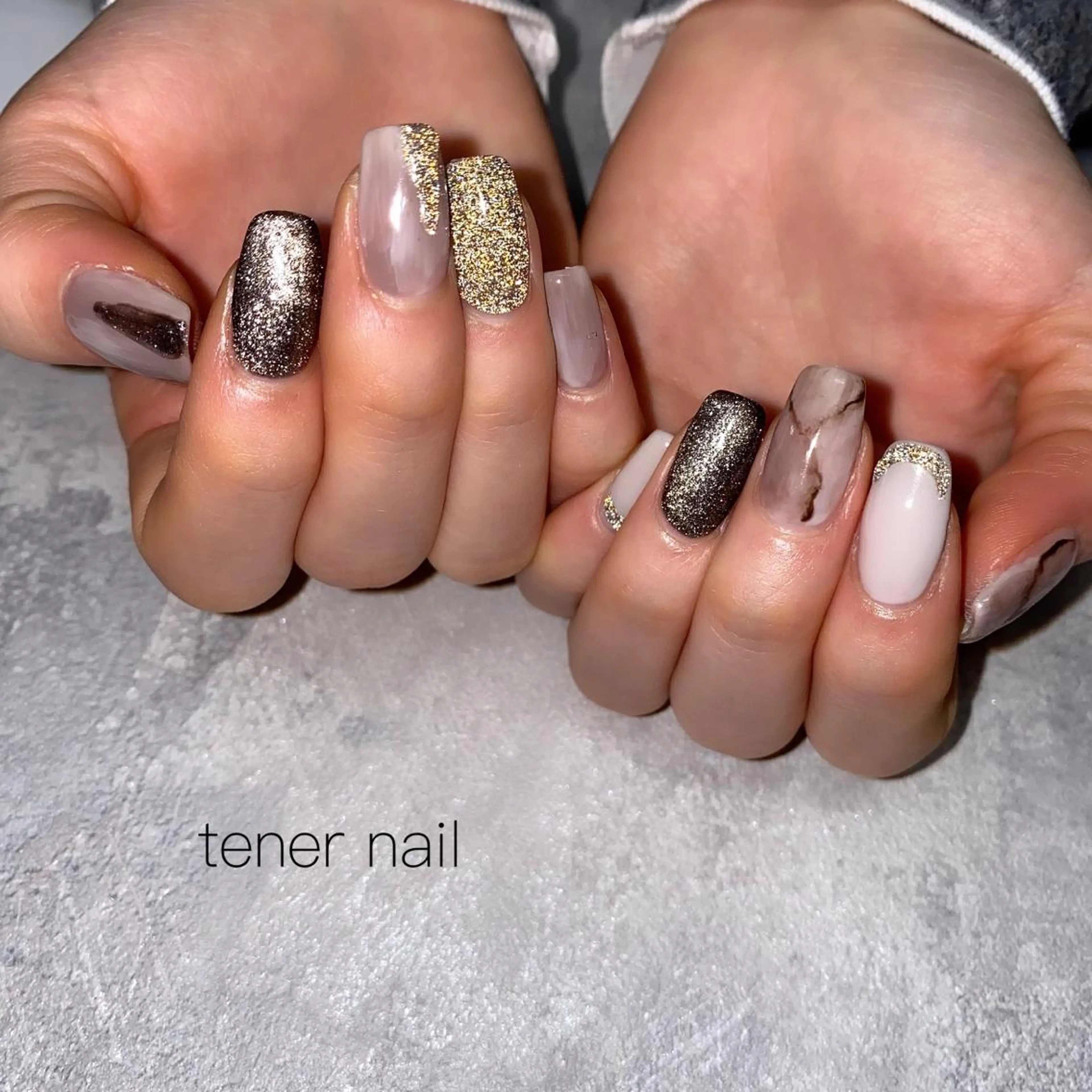 ネイル フラッシュネイル ラメ(グリッター) ニュアンスネイル tener  nail  テネルネイル所属・テネルネイル tener nailのネイルデザイン