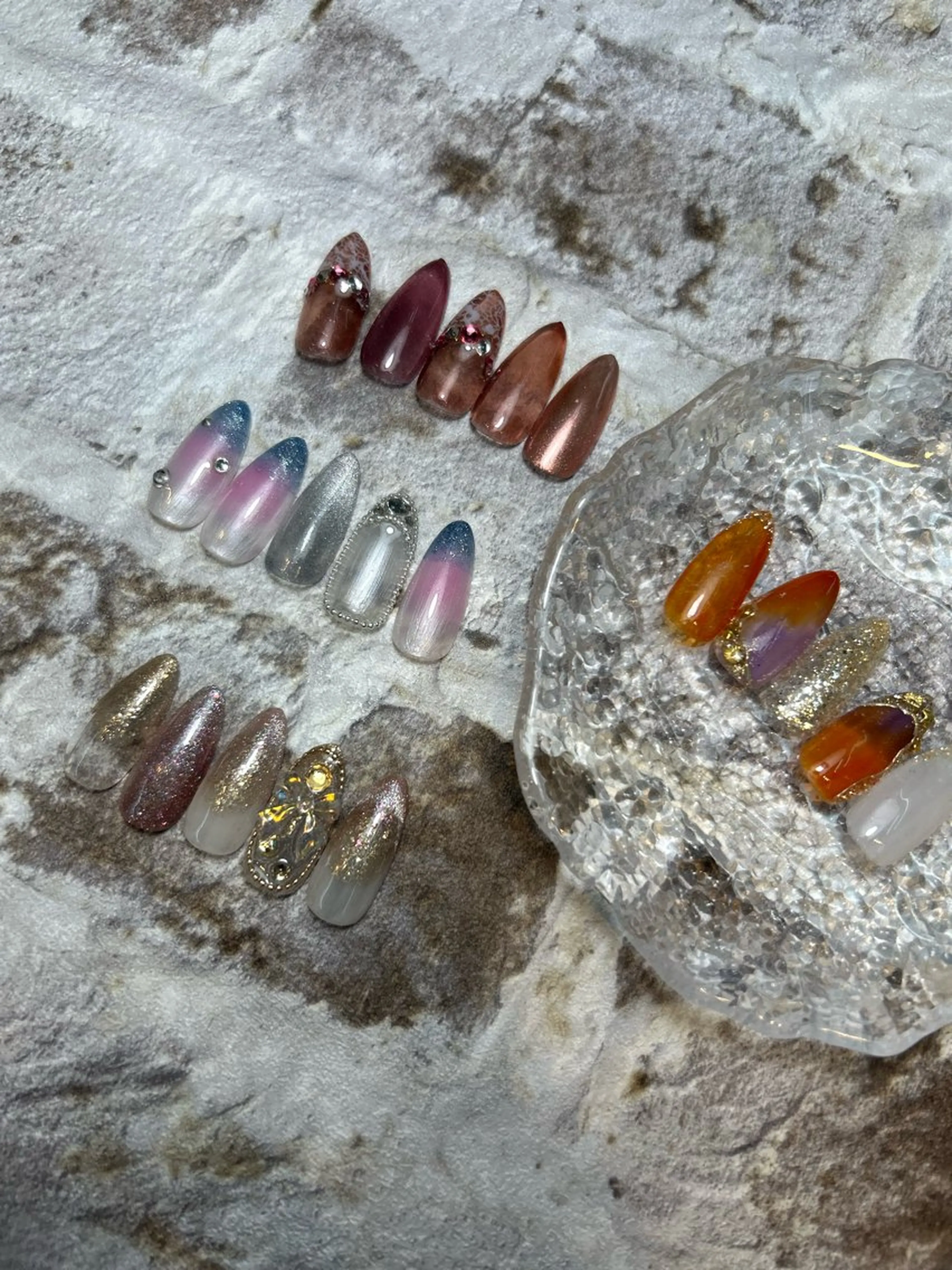 ネイル キラキラネイル ネイルサロンmuumii所属・東十条muumii ネイルまつ毛のネイルデザイン