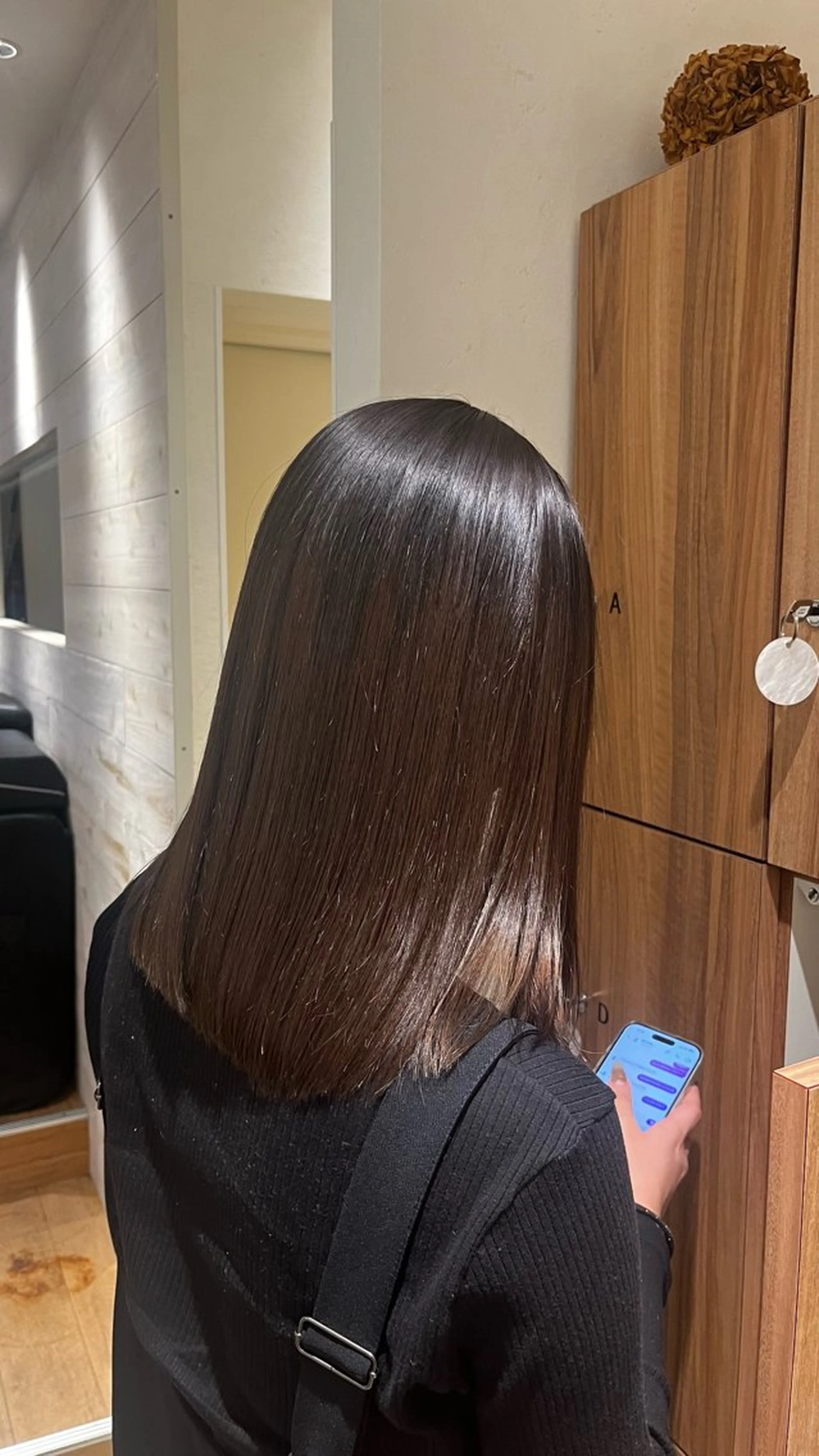 セミロング カラー パーマ 坂下 かのんのヘアスタイル