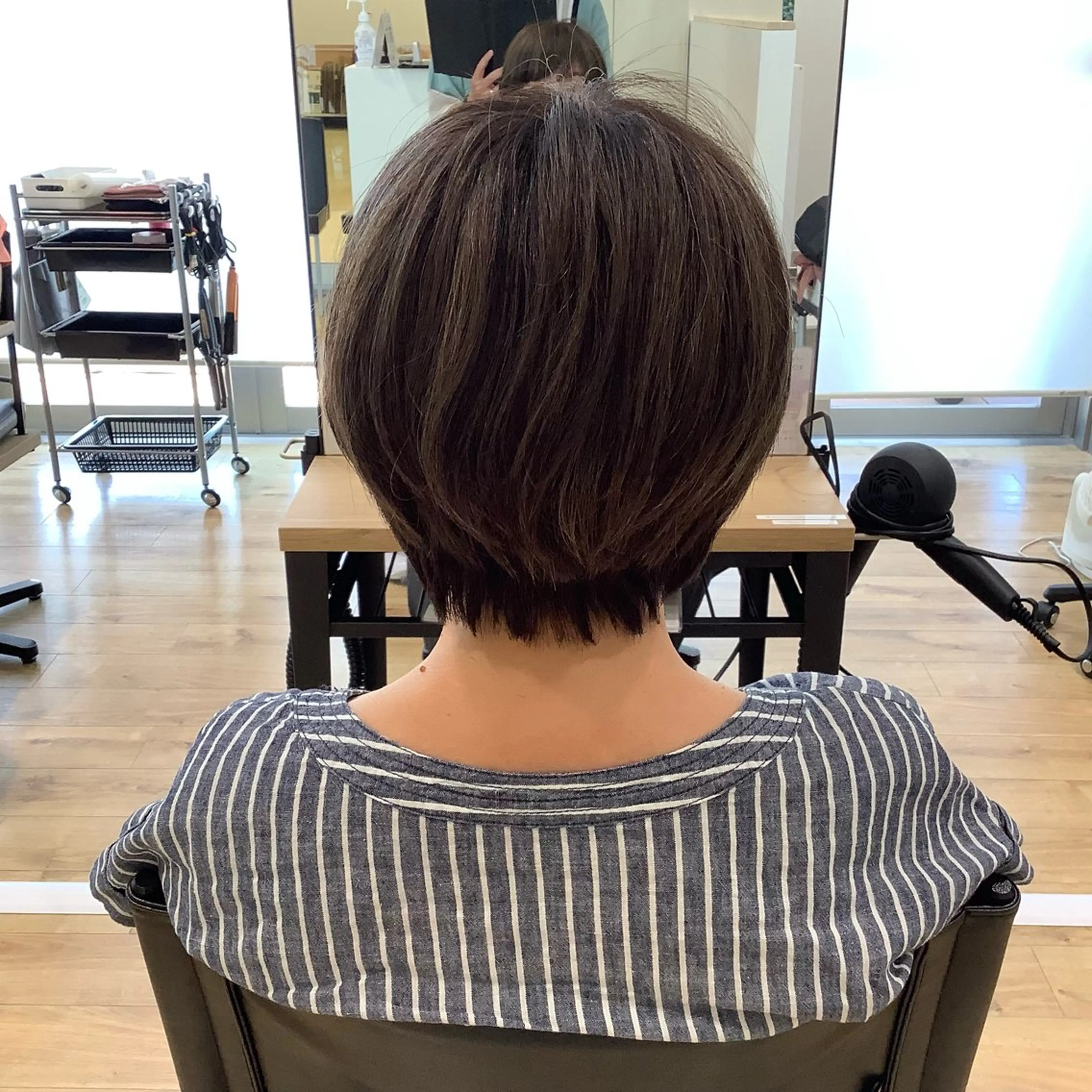 ショート カラー カット ヘアカラー エイジングケア特化 美容師✂️山崎竜二のヘアスタイル