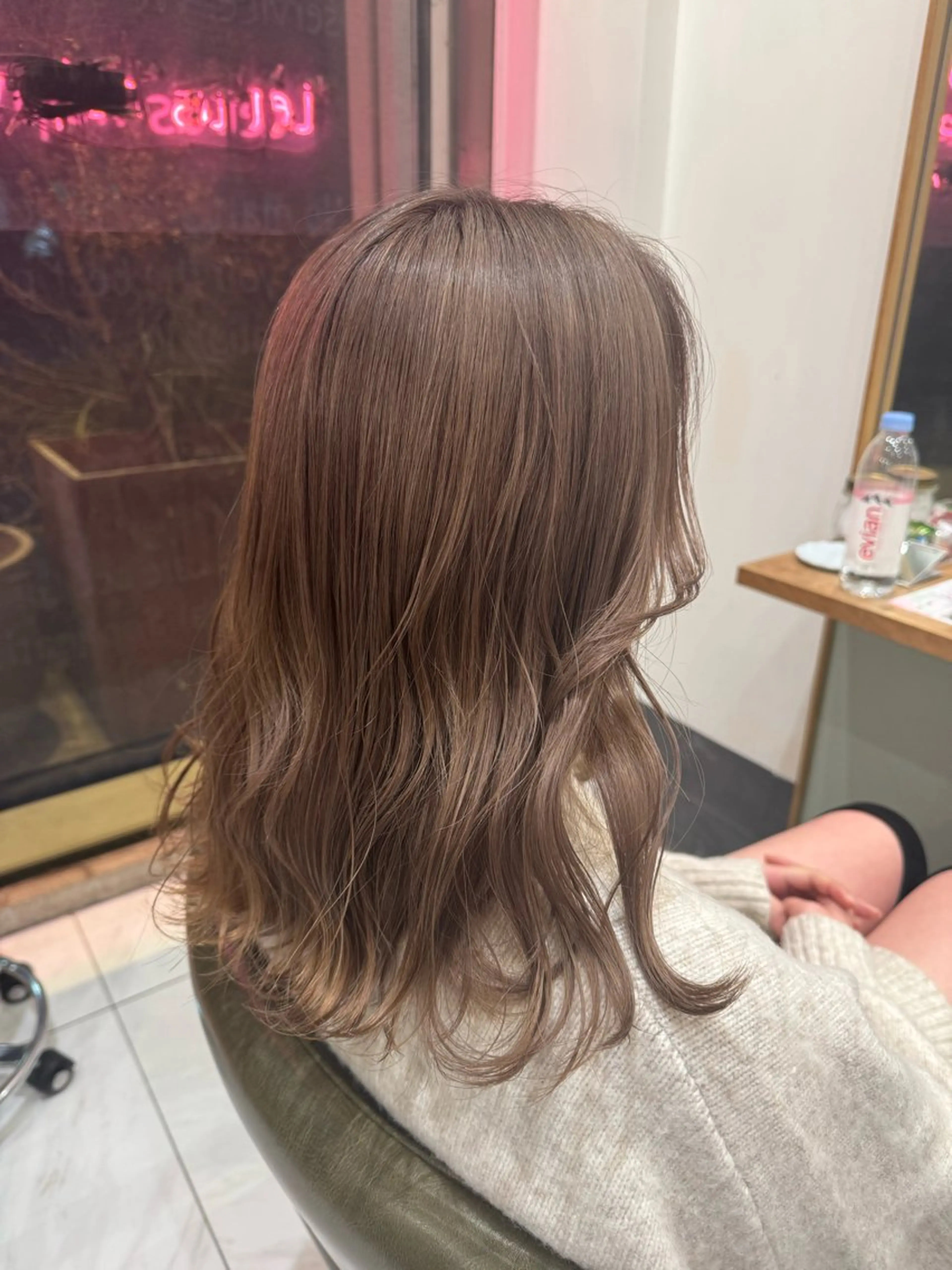 セミロング カラー ブリーチ グレージュ 卒業式のヘアスタイル ヘアカラー ｱｵﾇﾏﾐﾕ☁️ /ボブ/ハイトーン/のヘアスタイル