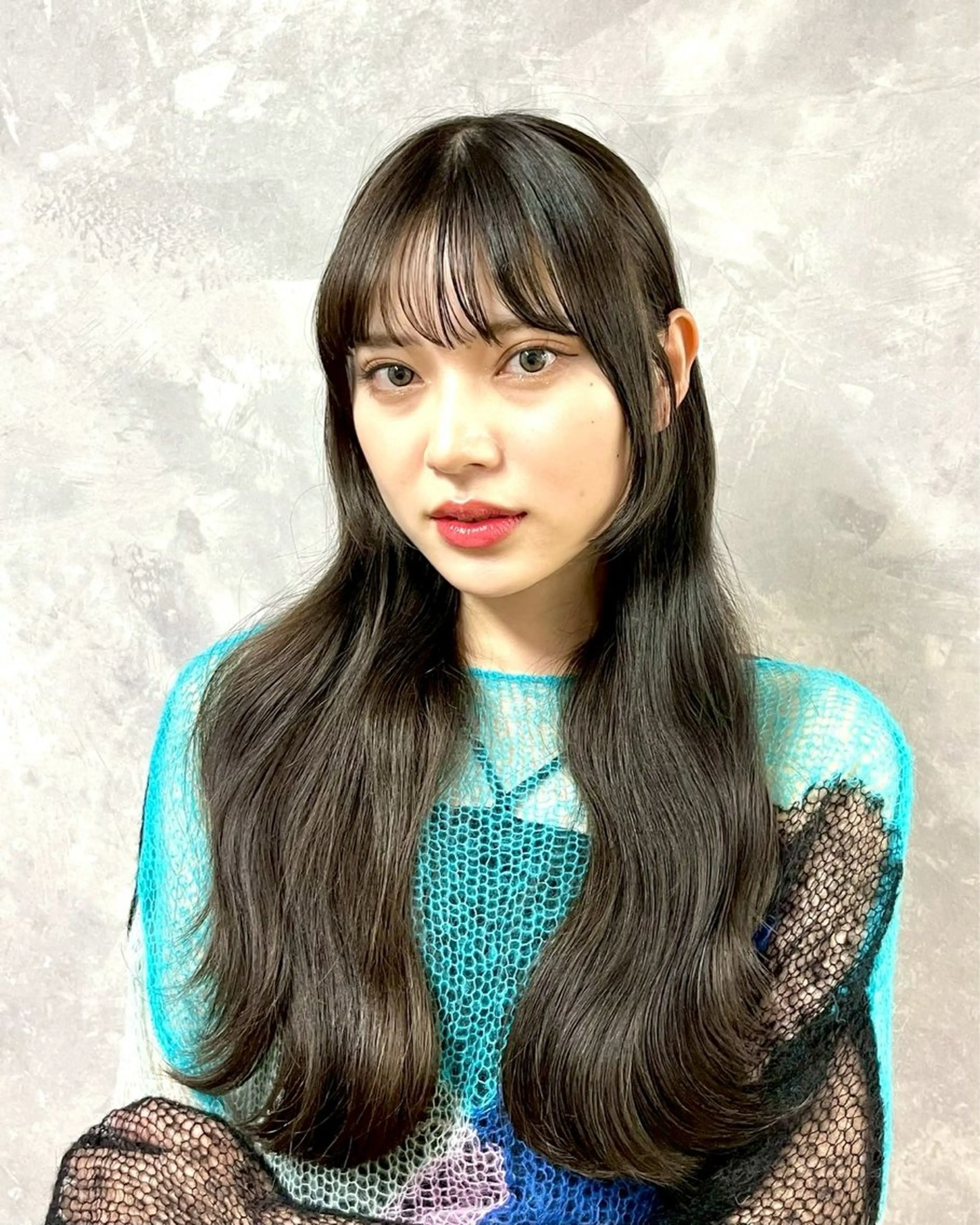 ロング カラー 透明感カラー艶カラー 暖色カラーshionのヘアスタイル