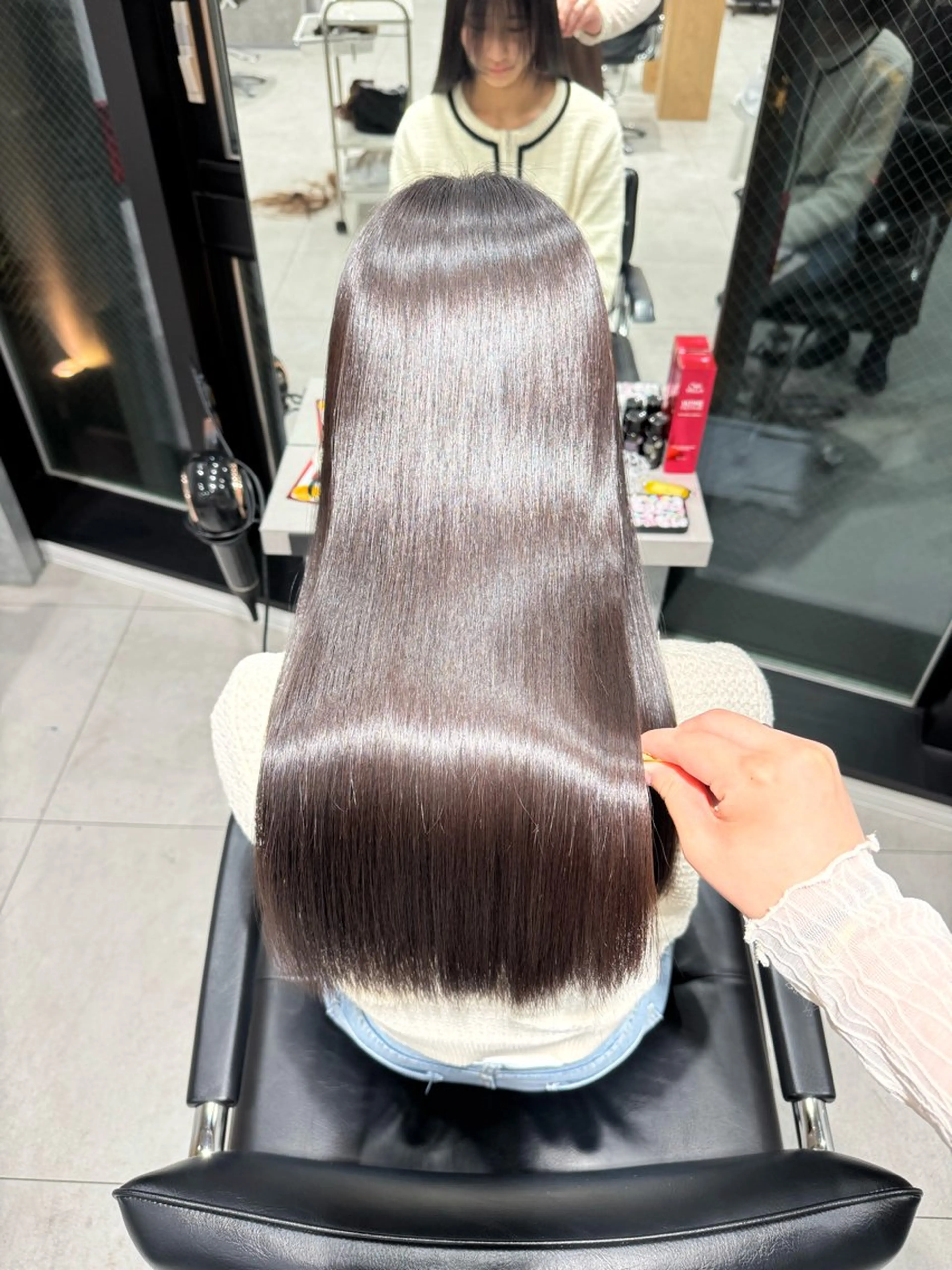セミロング RAF TOKYO 薬院店所属・福岡／艶髪カラー/ 髪質改善/SAEのヘアスタイル