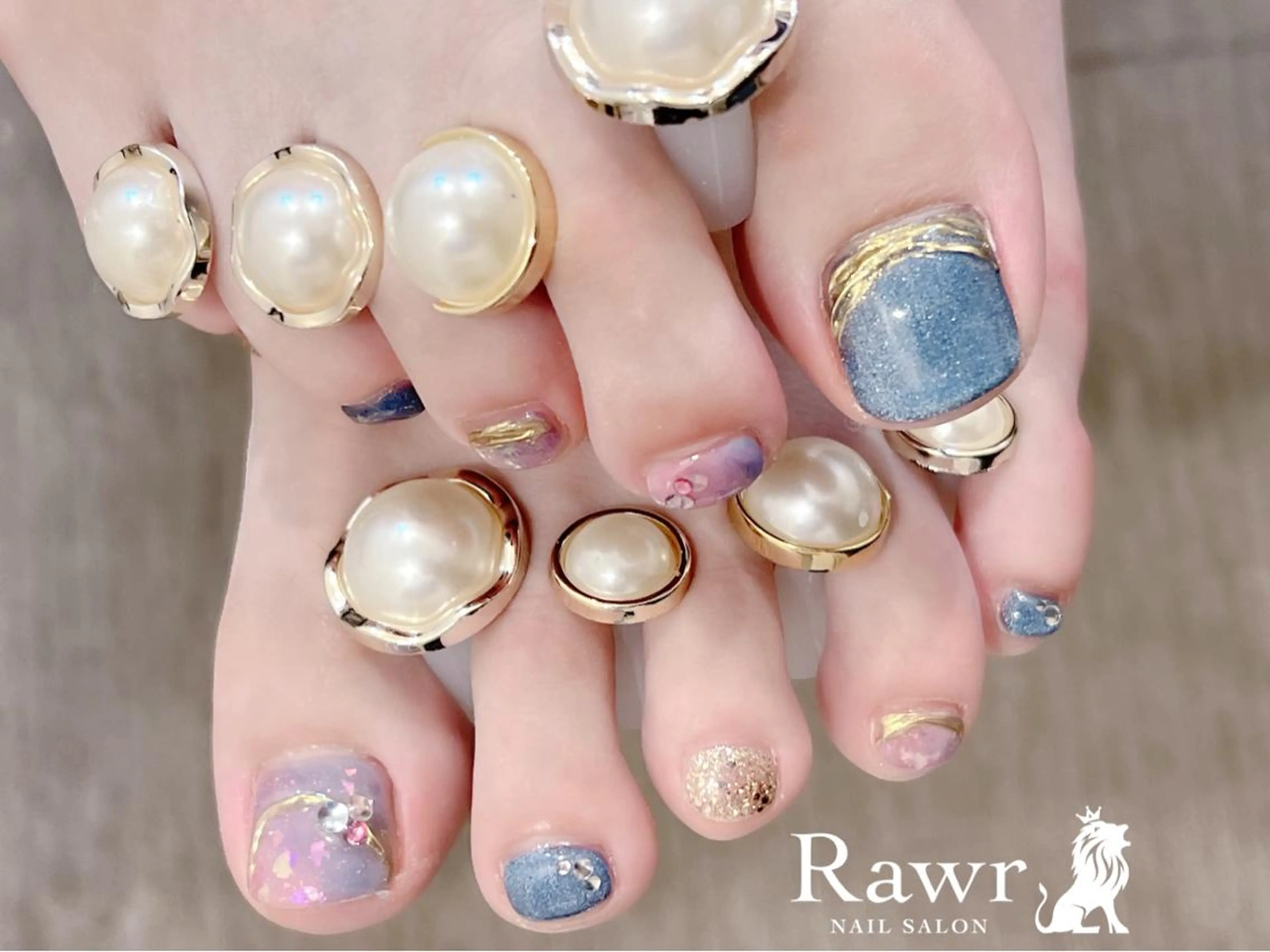 オフなし フットジェルネイルデザイン放題コースの写真