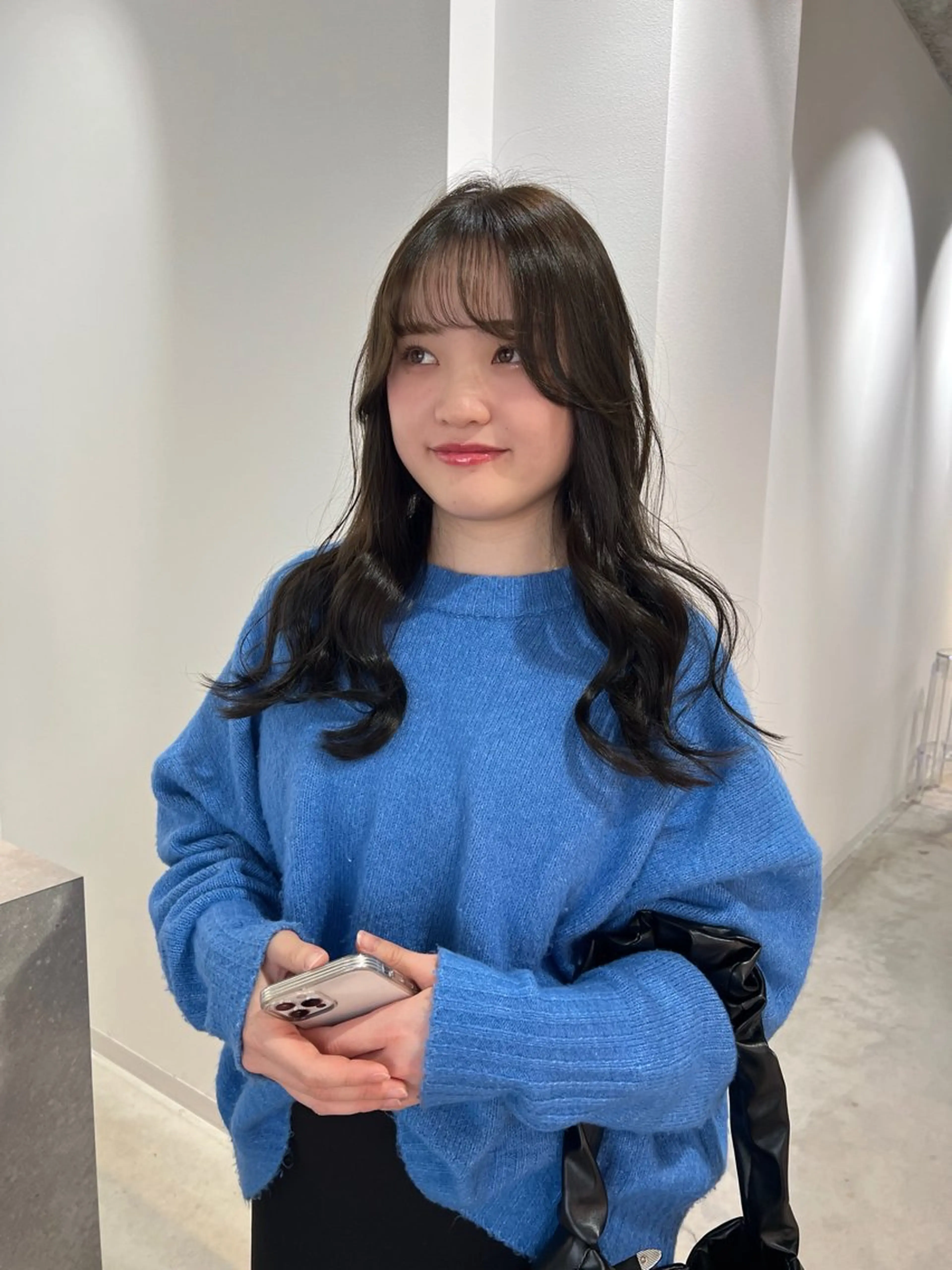 セミロング 韓国風ヘア カット ヘアカラー VISION 巻幡野花のヘアスタイル