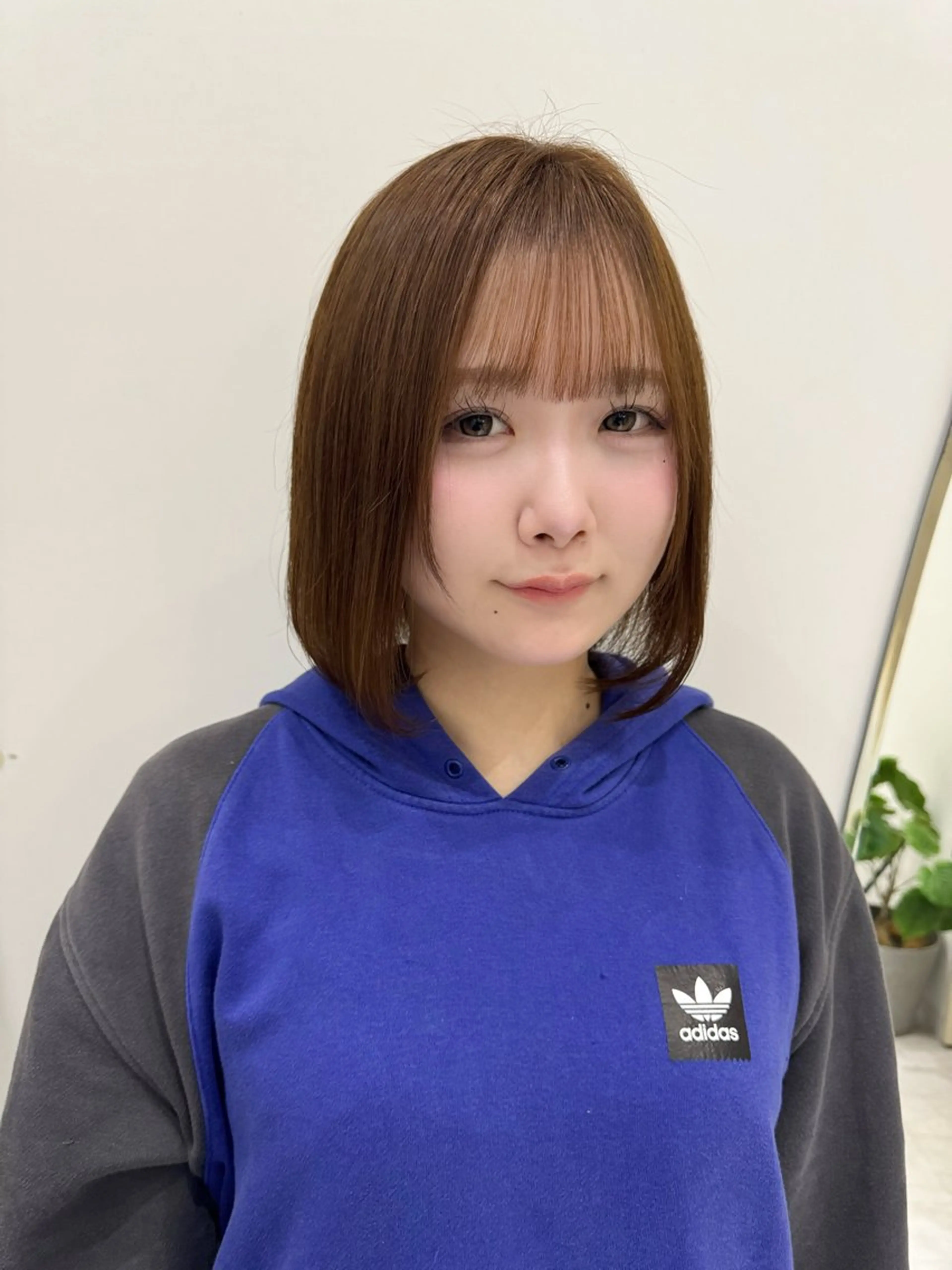 ショート カラー ベージュカラー ボブ カット ヘアカラー トリートメント 透明感カラー ボブ ミディアム 齊木勇人のヘアスタイル