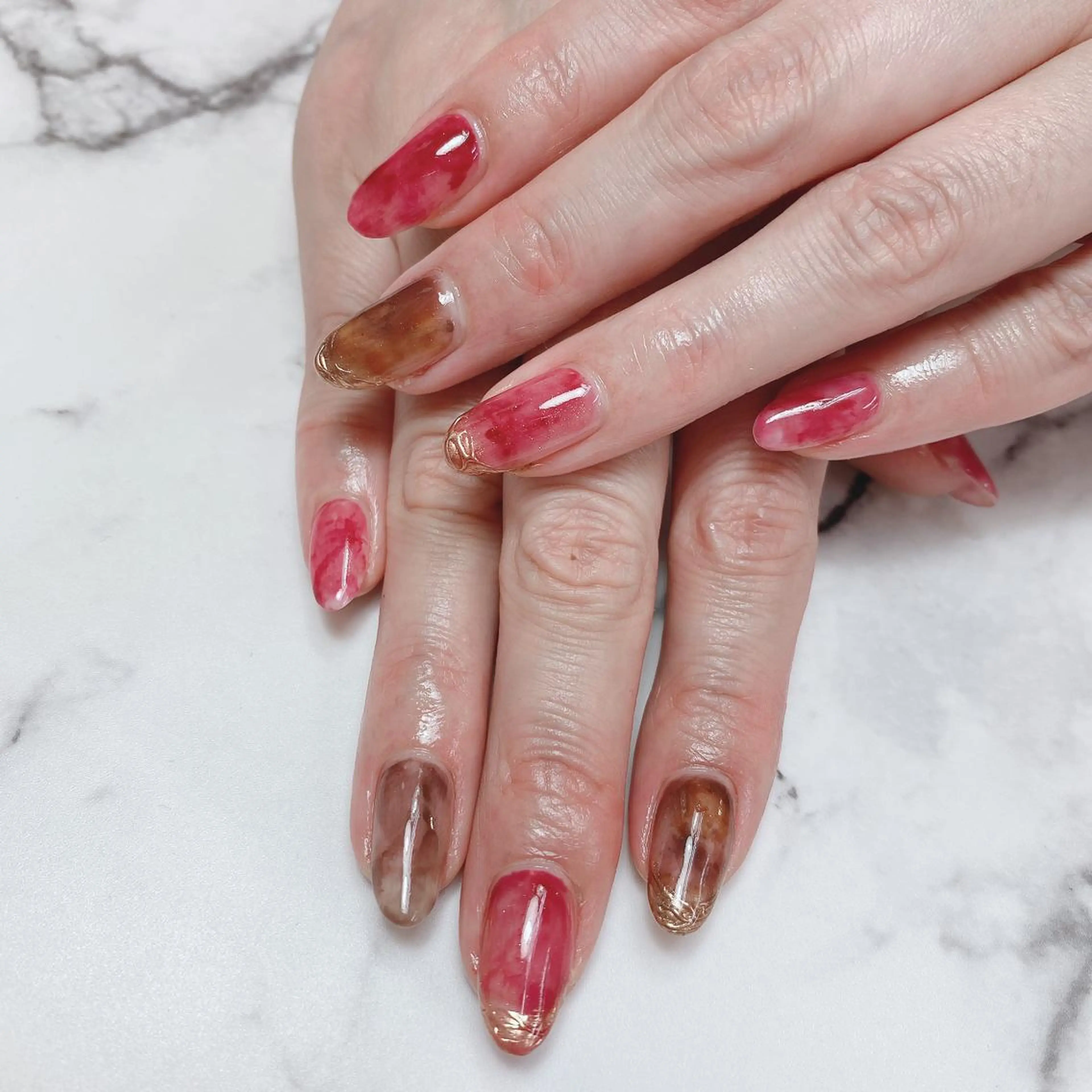 セミロング ネイル 石原 夕華のネイルデザイン