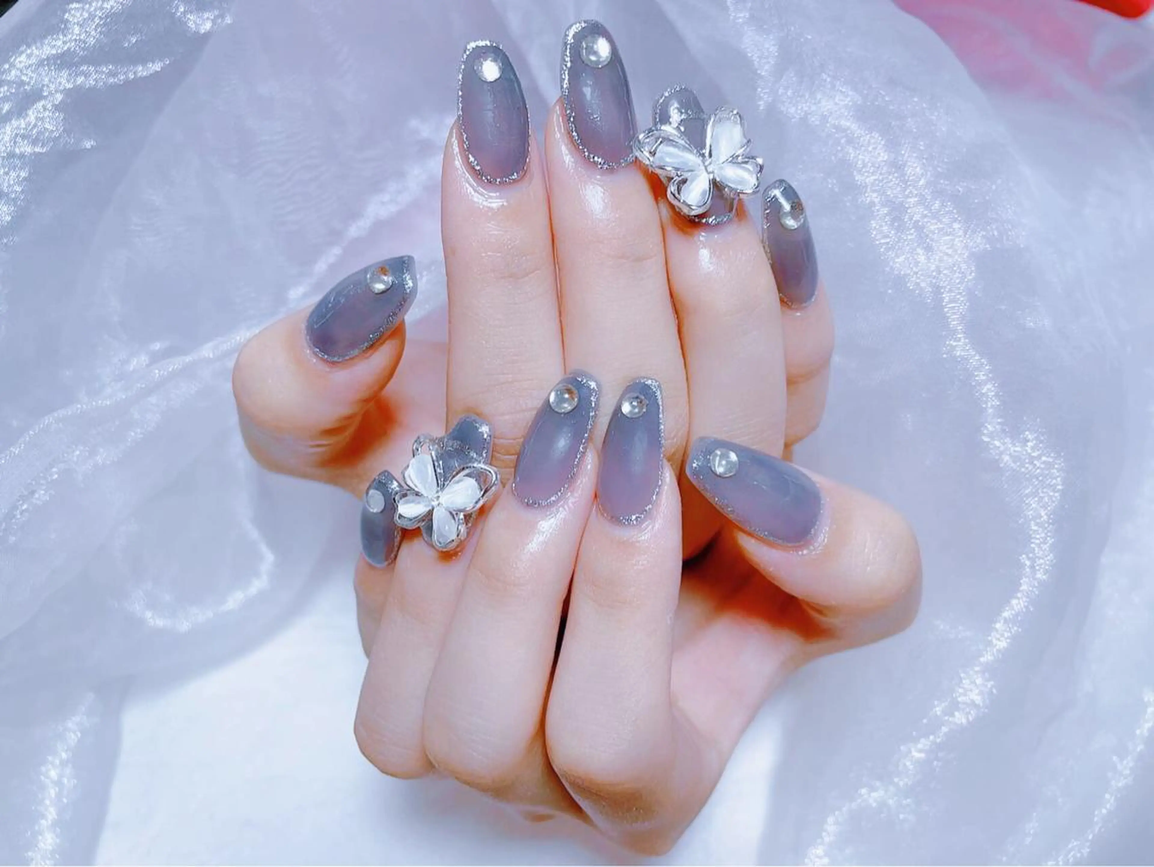 ネイル ハンドネイル VIVIAN リサのネイルデザイン