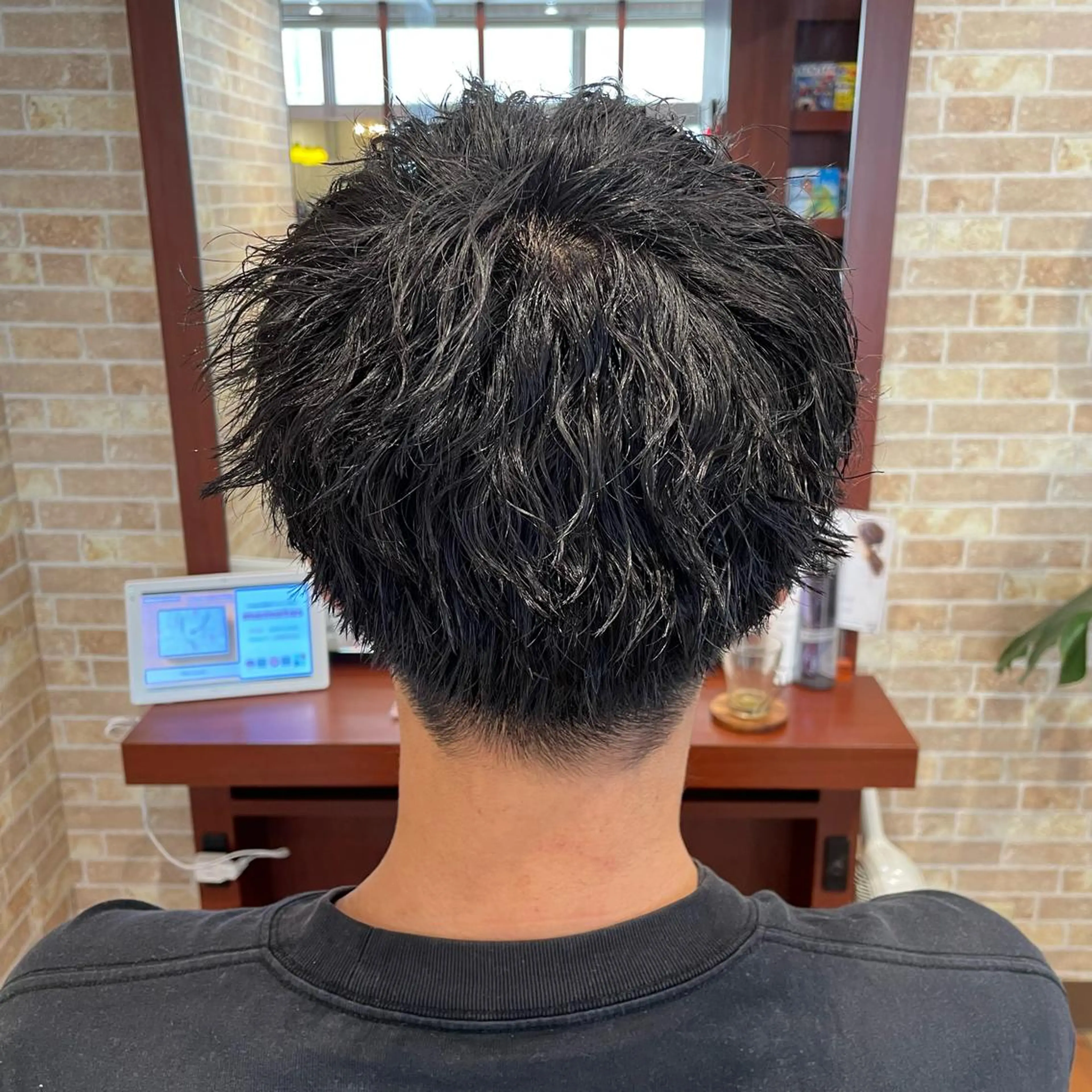 ショート パーマ メンズ ツイスパ/メンズ特化 🦋𝑺𝑶𝑵𝑬の眉毛・アイブロウイメージ