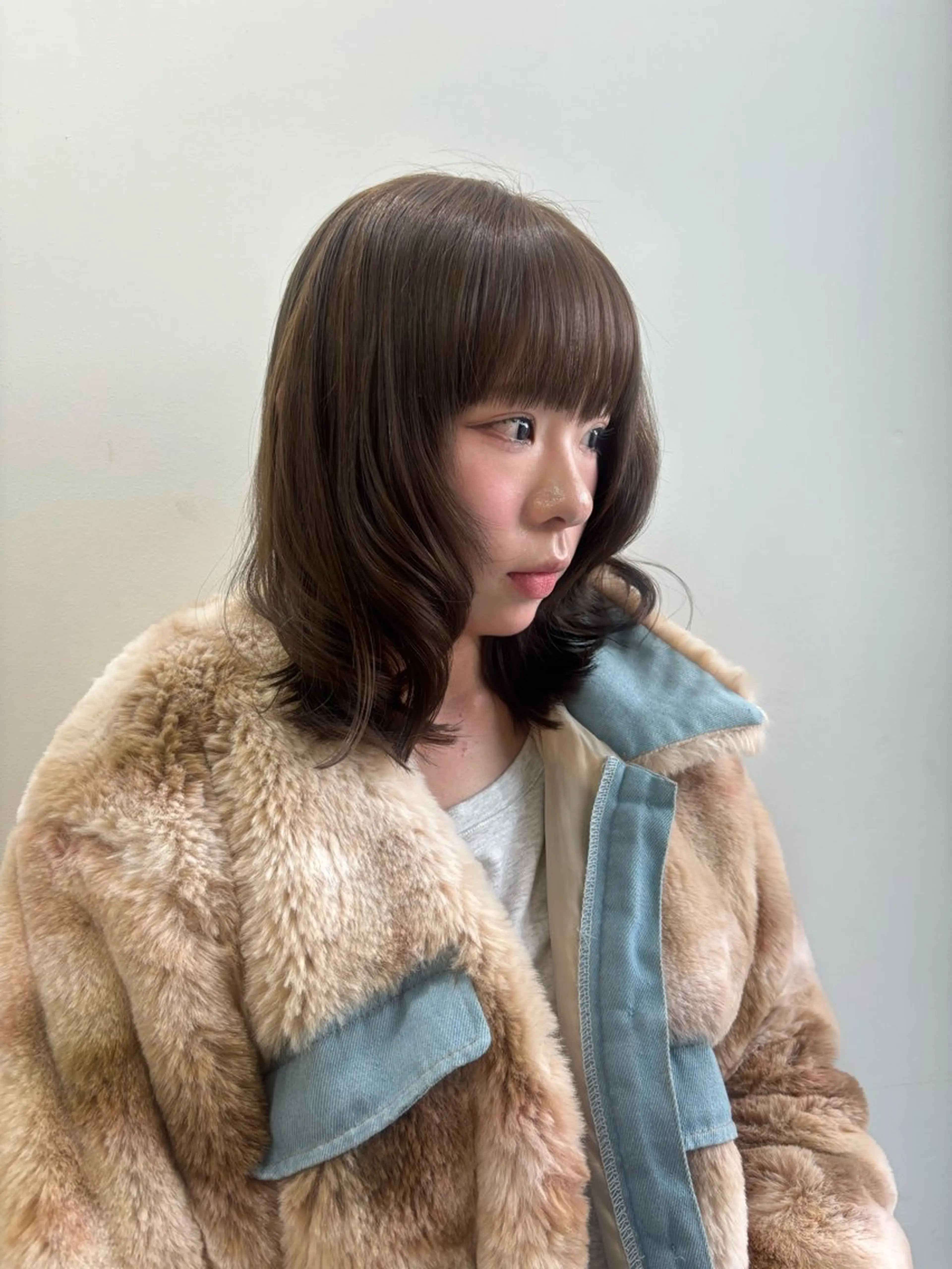 ミディアム カット ヘアカラー トリートメント ☘️かわいいハイトー ン☘️nonokaのヘアスタイル