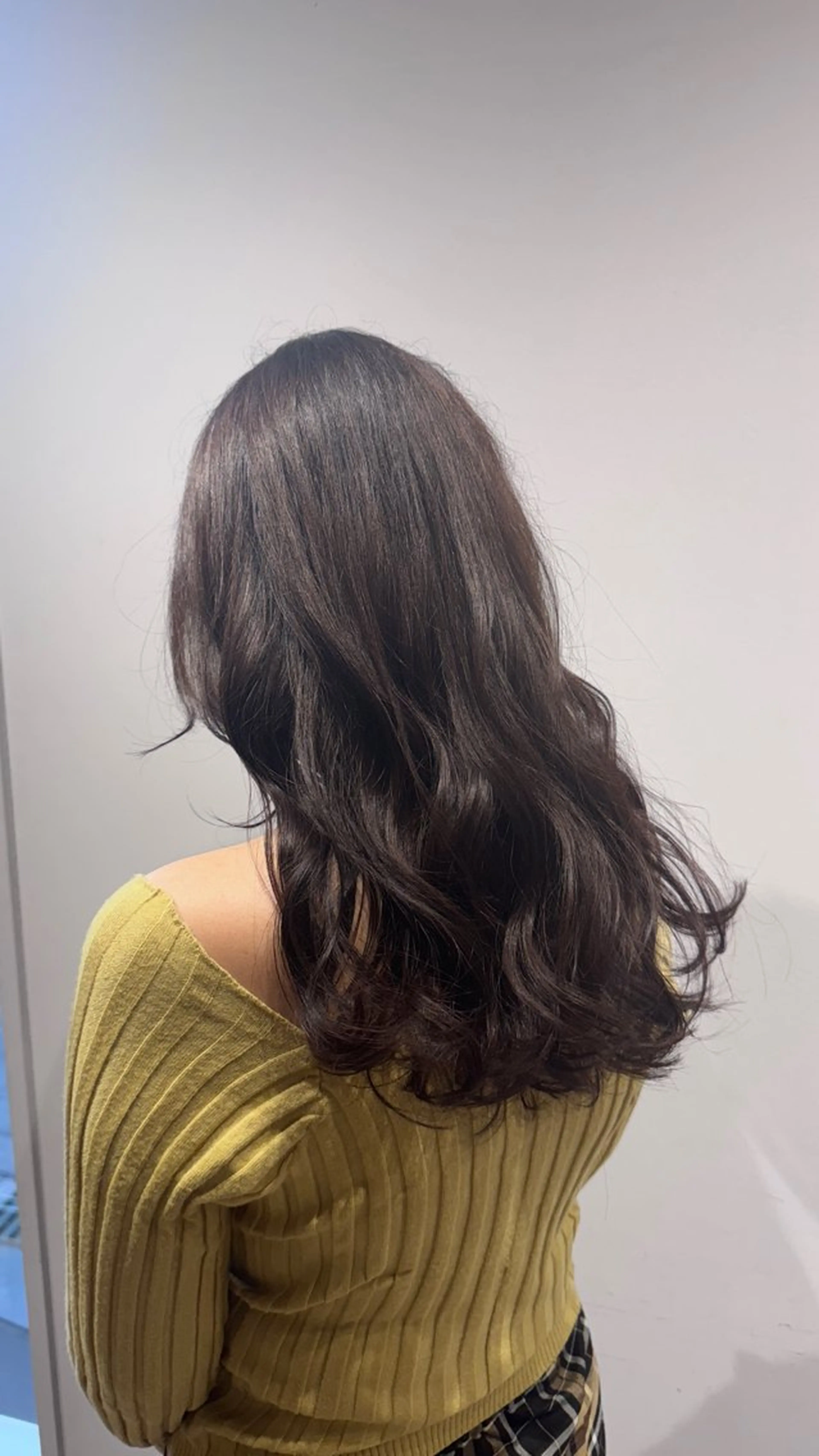 カラー ラベンダーカラー 鈴木 雅捺のヘアスタイル
