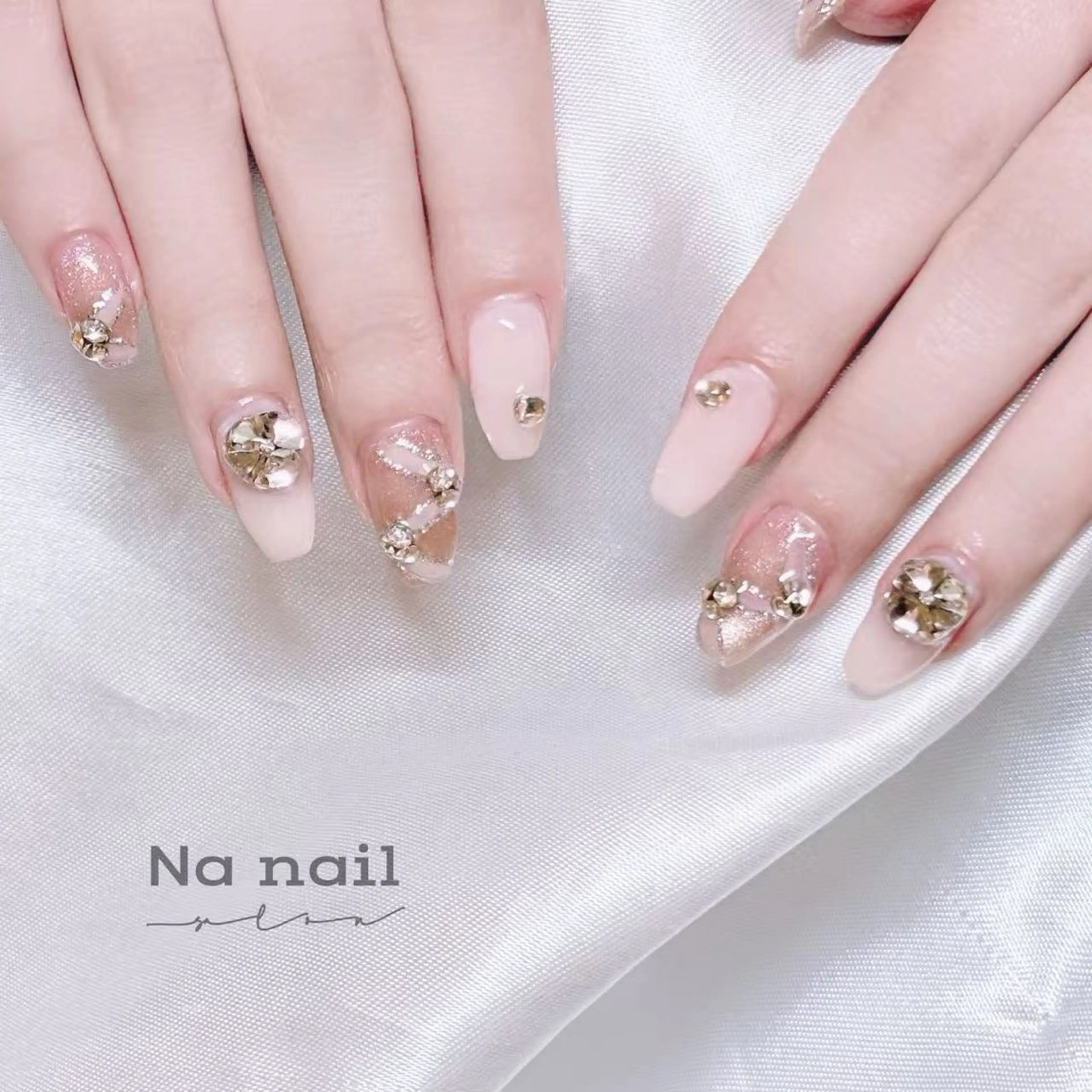 ネイル チークネイル フラッシュネイル フレンチネイル ジェルネイル グラデーション ハンドネイル ハンドケア CC Nail 高田馬場のネイルデザイン