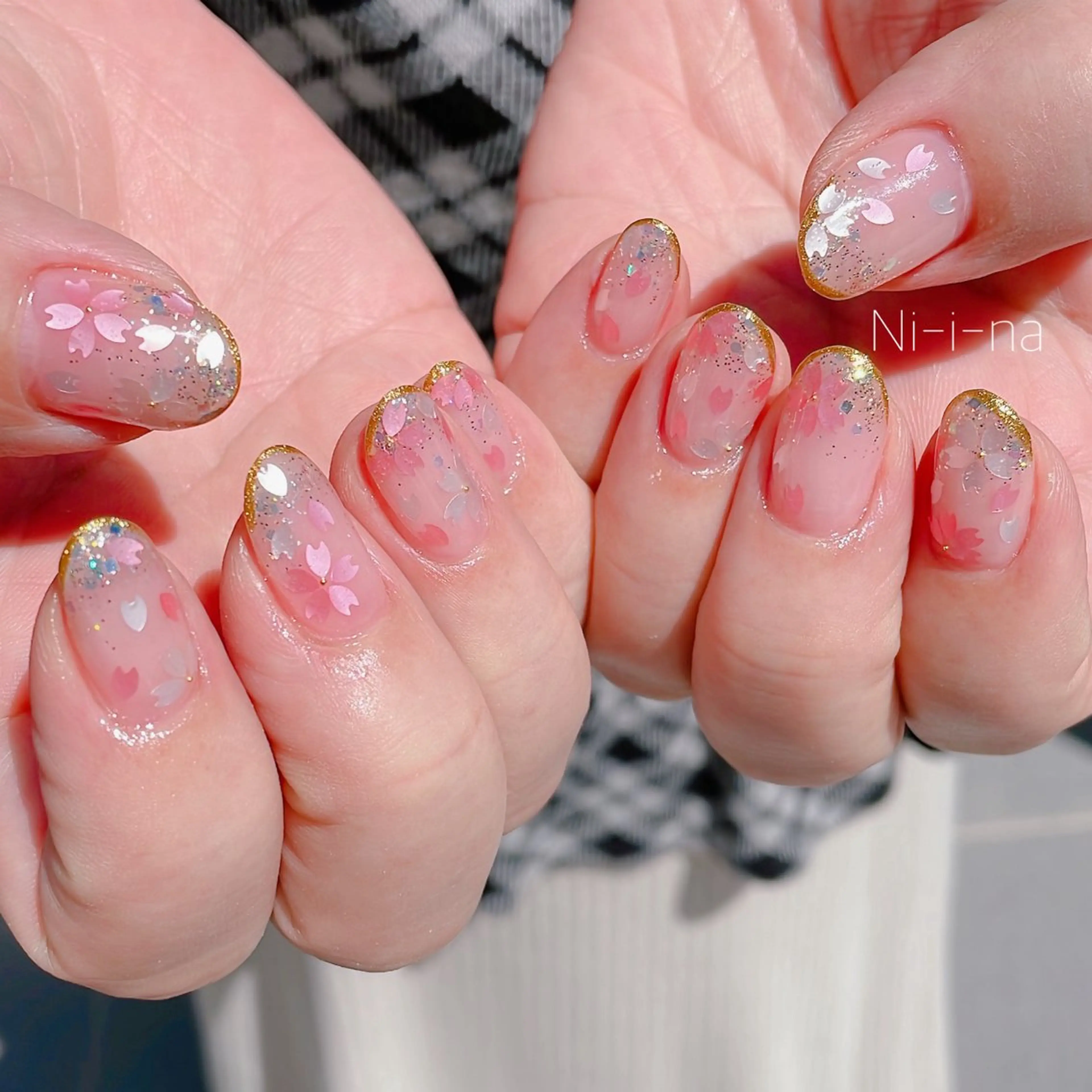 ネイル ハンドネイル nail salon Ni-i-naのネイルデザイン