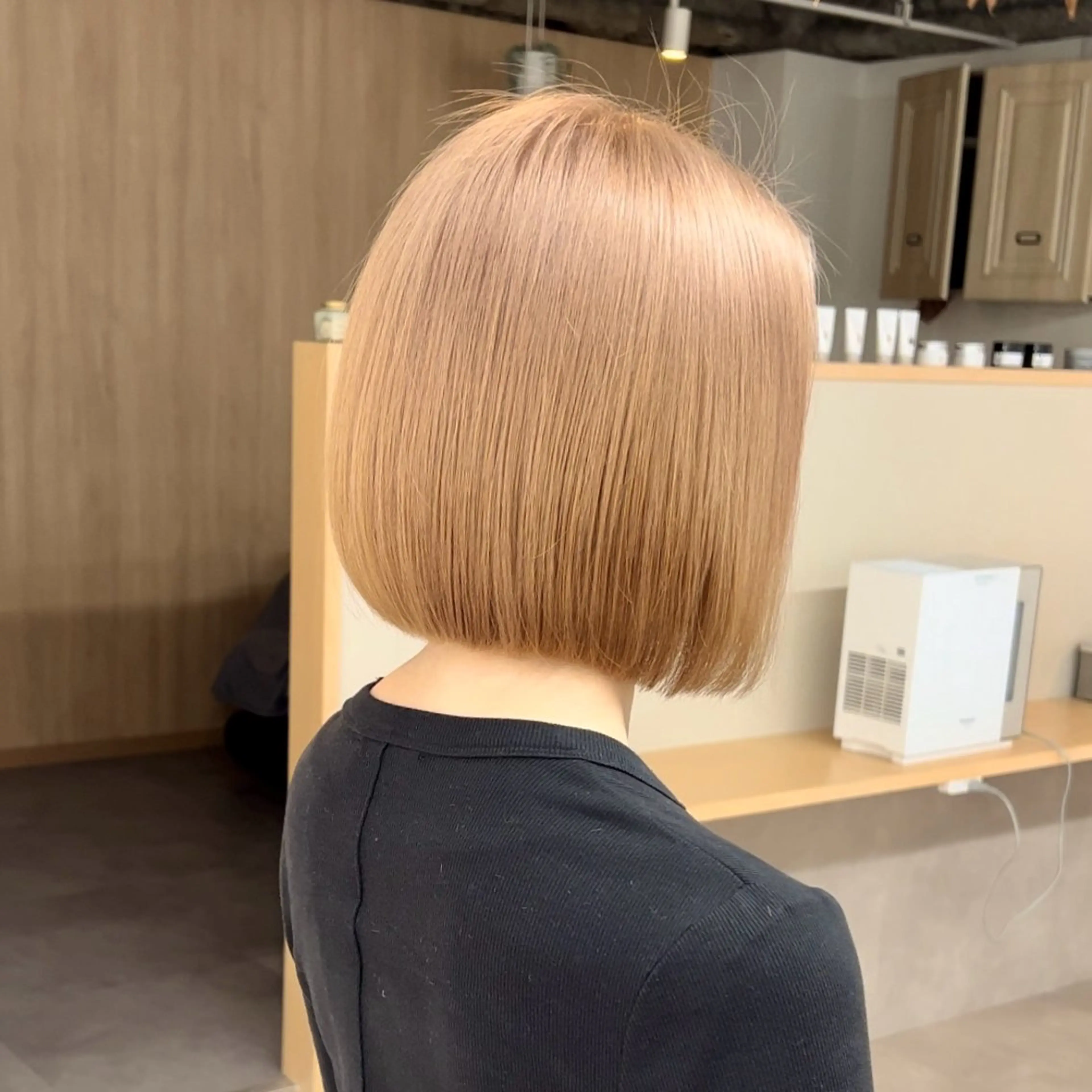 ショート カラー ボブ/韓国ボブ/ブリ ーチ/鈴木康平のヘアスタイル