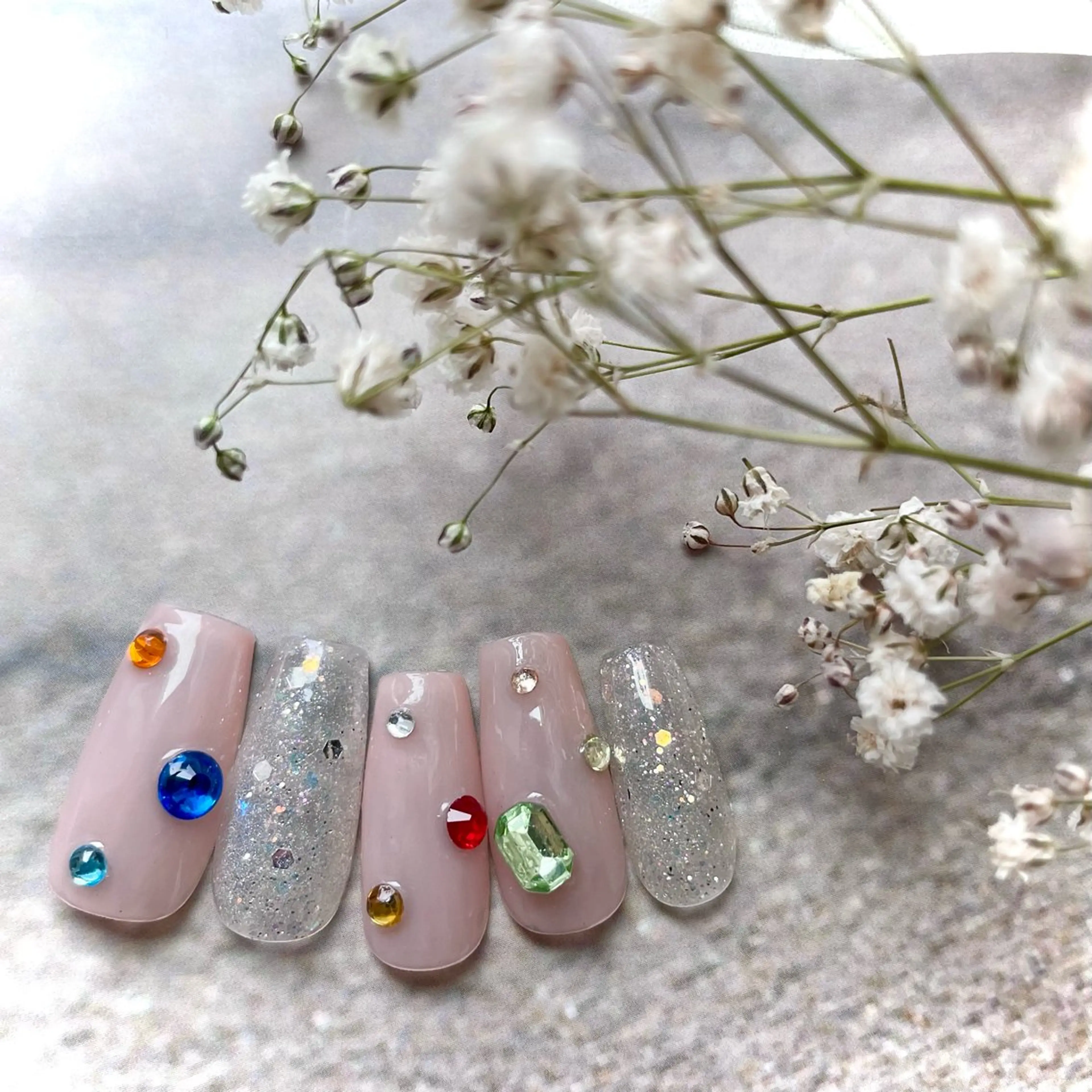 ネイル フットネイル グラデーション ミラーネイル 夏ネイル ワンホンネイル ハンドネイル upala Mayukoのネイルデザイン