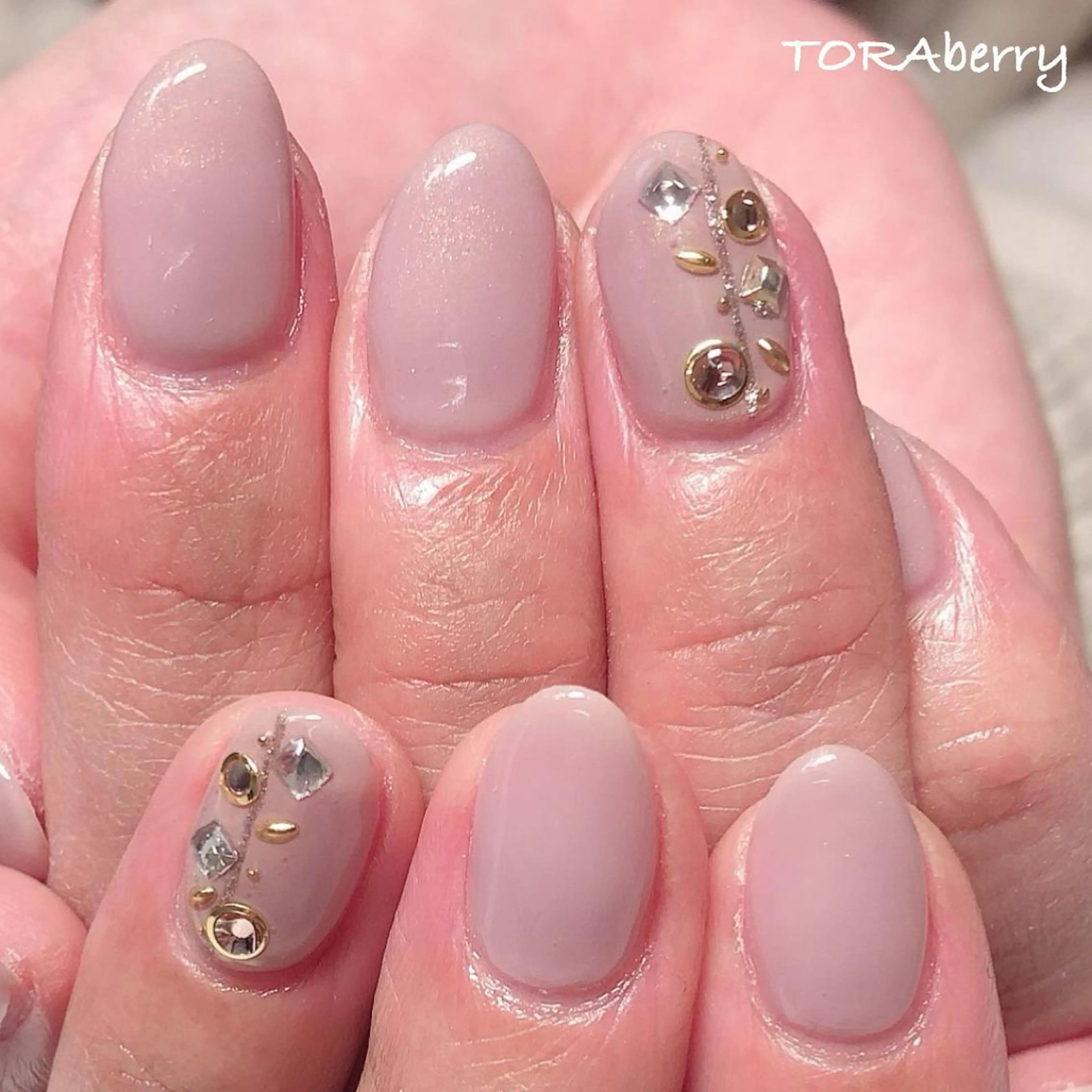 ネイル ハンドネイル ネイリスト なつみのネイルデザイン