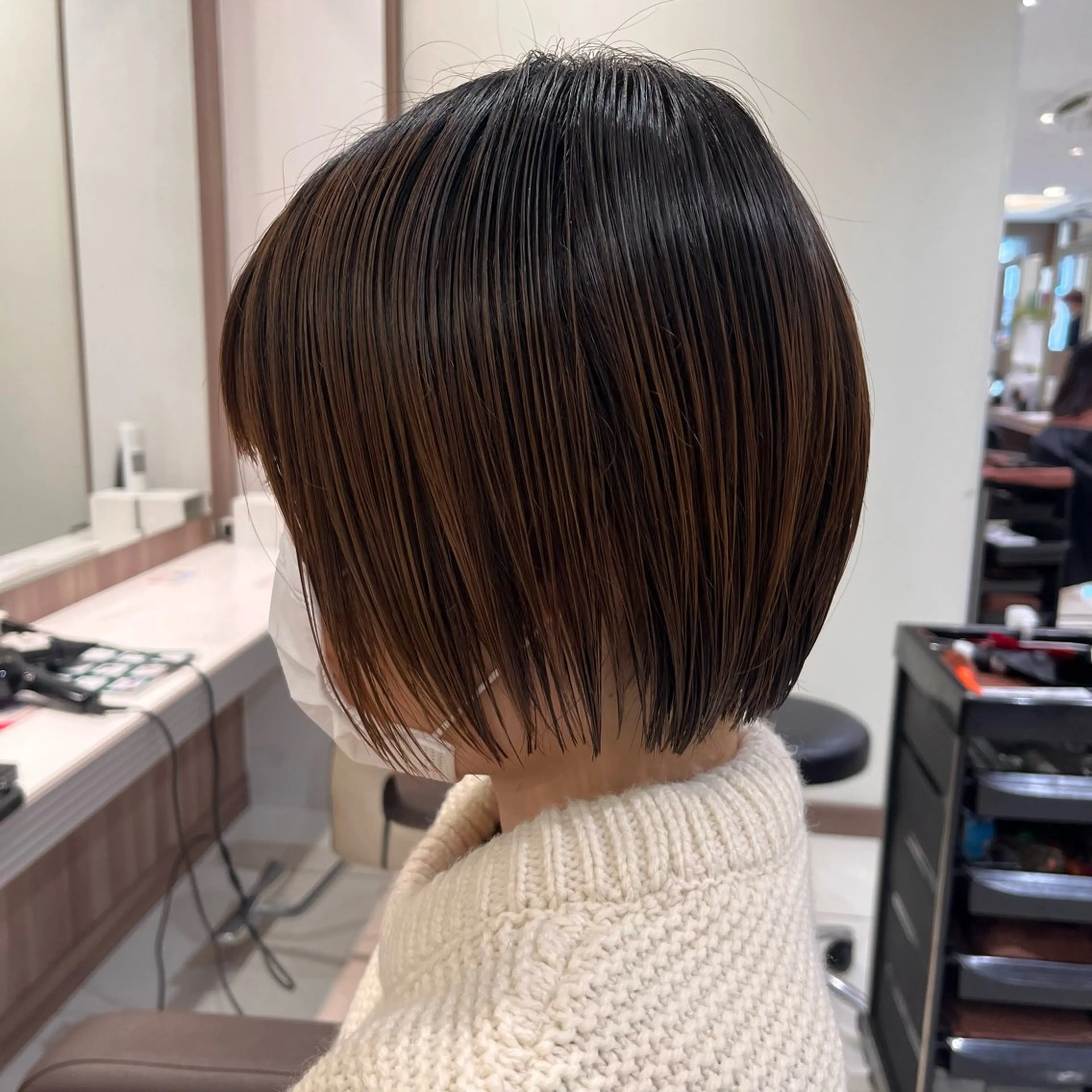 ショート カラー ナチュラル暖色カラー 🤎 佐藤栞のヘアスタイル