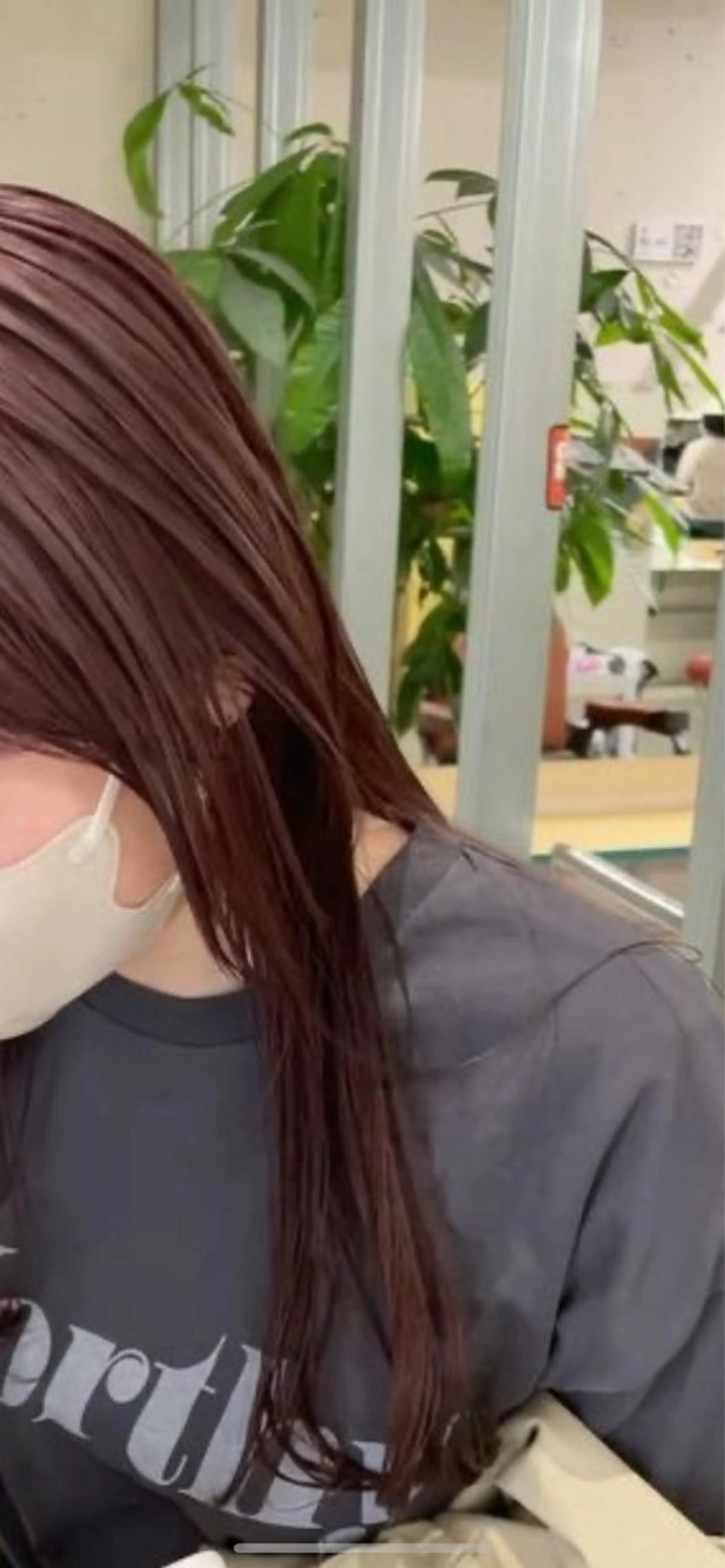 ロング カラー mei|顔まわり ×透明感カラーのヘアスタイル