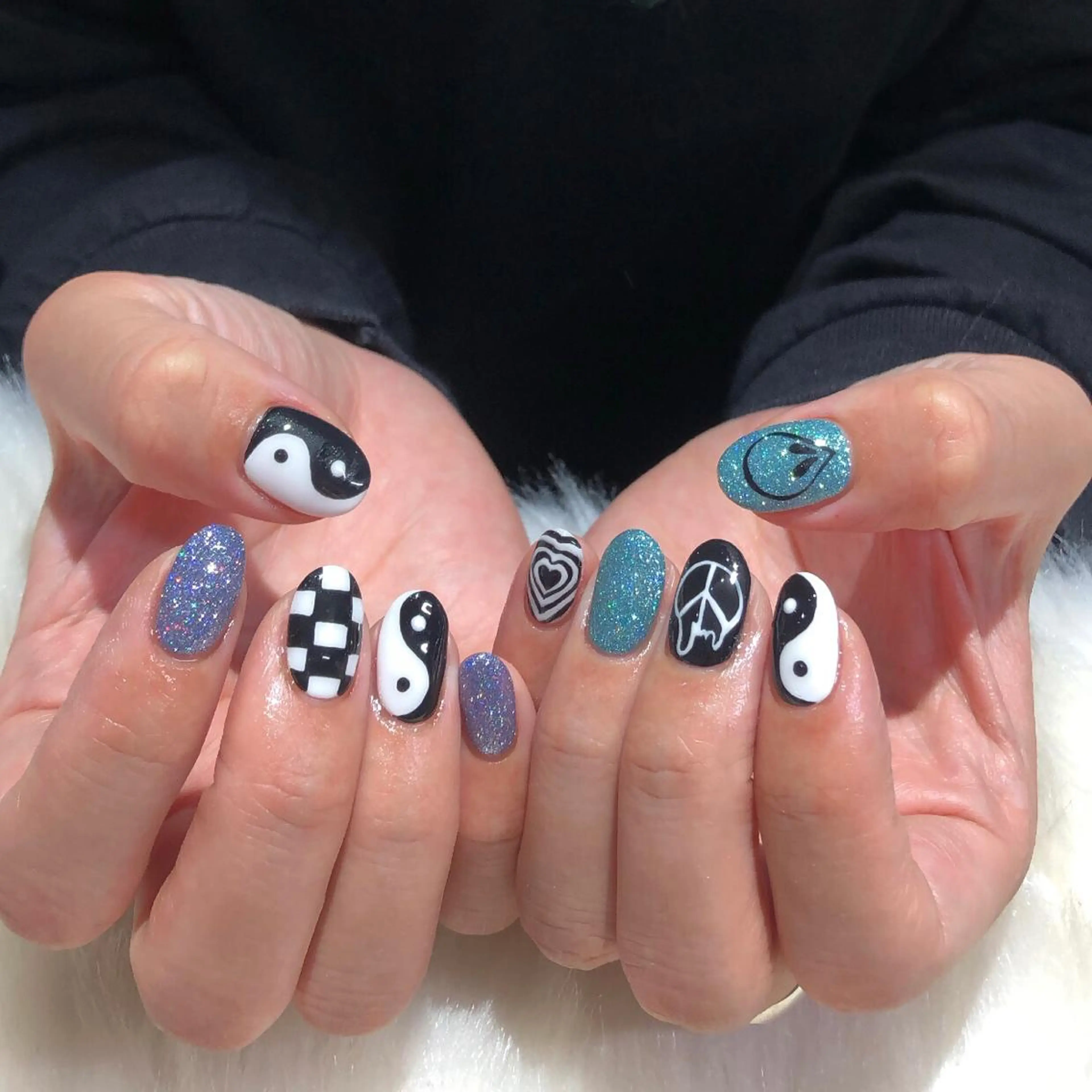 ネイル ハンドネイル フットネイル ハンドケア Nes.Nail所属・Miyagi Asamiのネイルデザイン